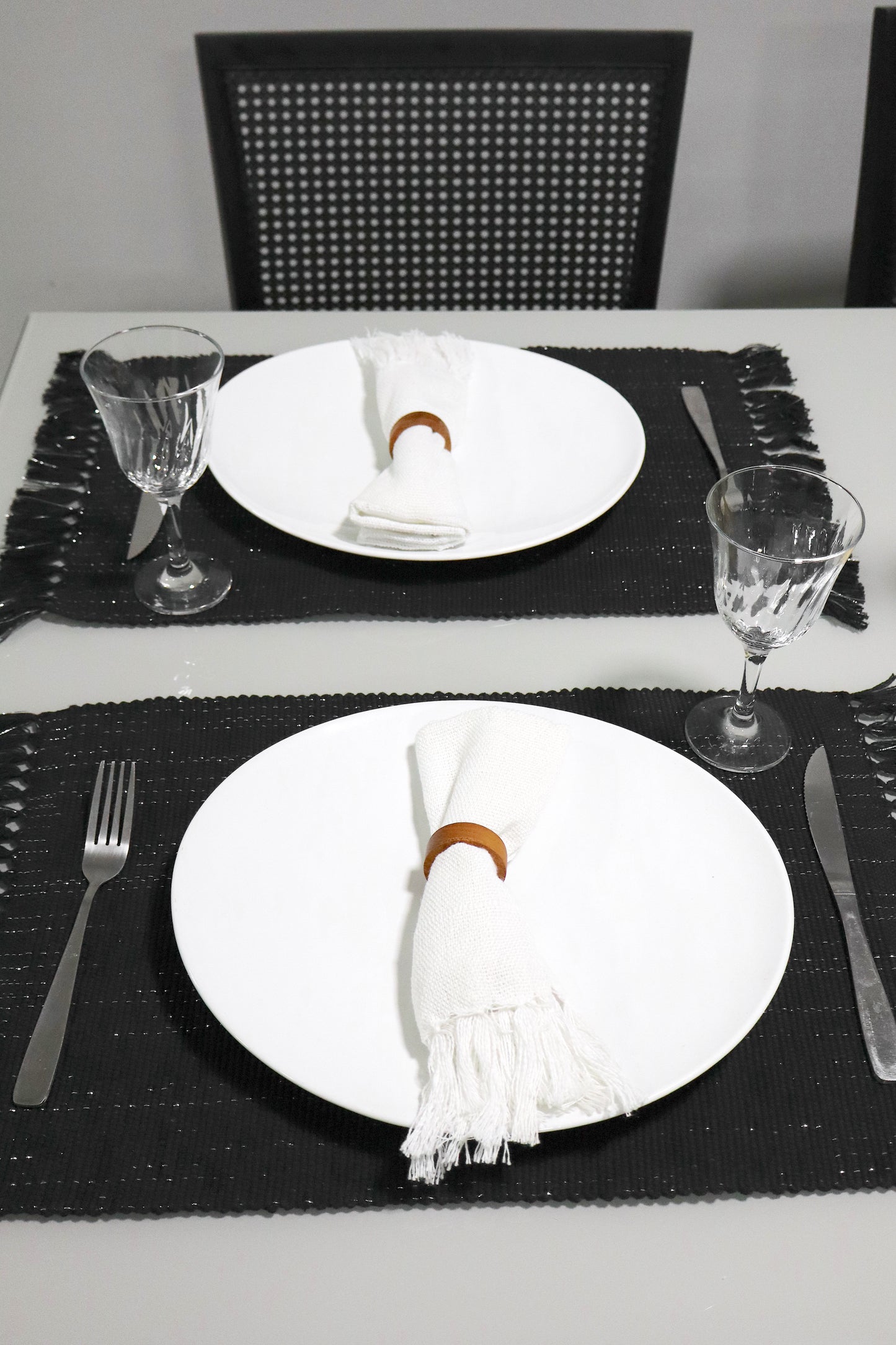 Par Jogo Americano Linha com Fio Lurex Preto