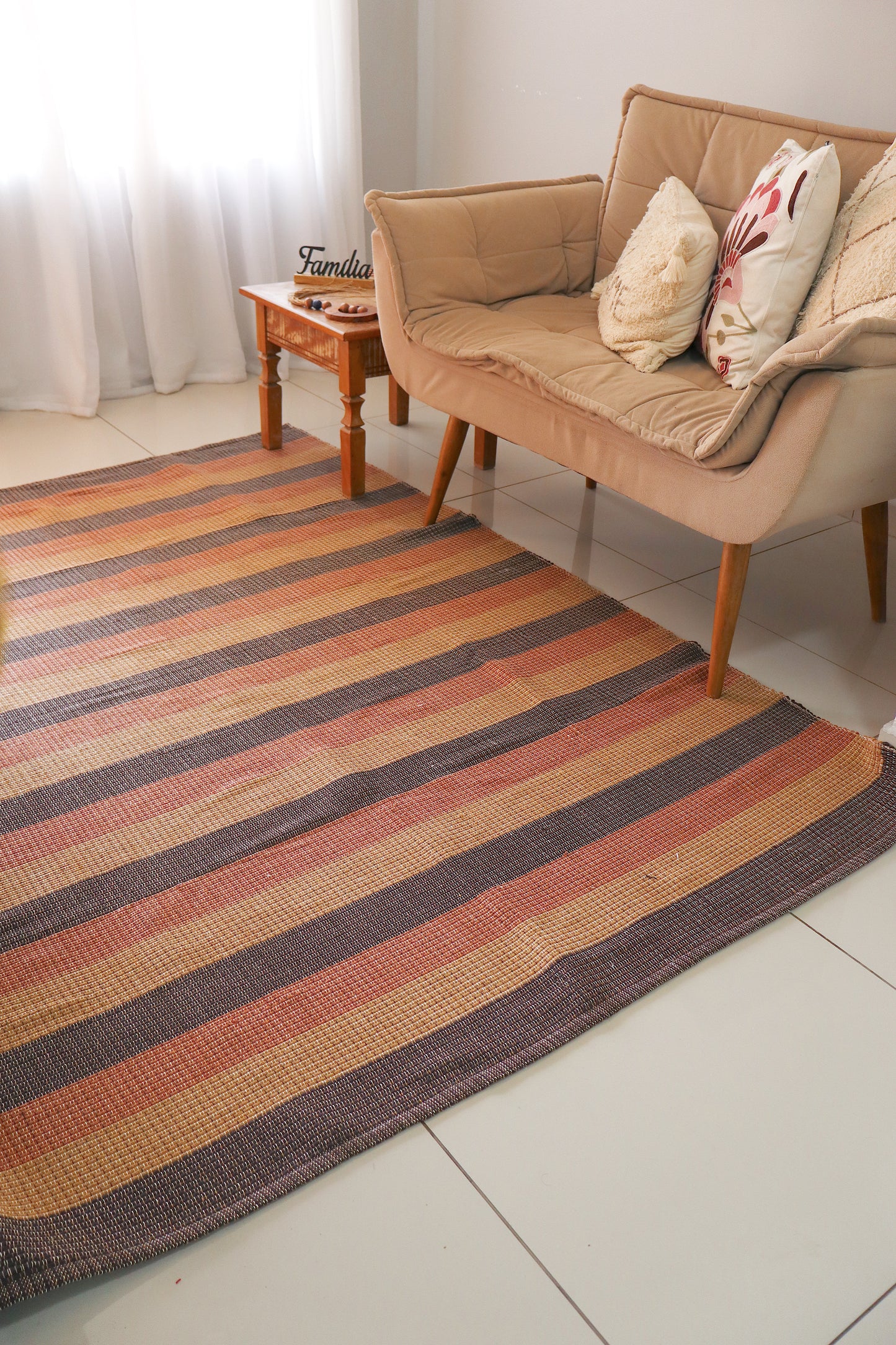 Tapete em Linha Listrado Terracota, Marrom e Café com Leite 1,50x2,00m