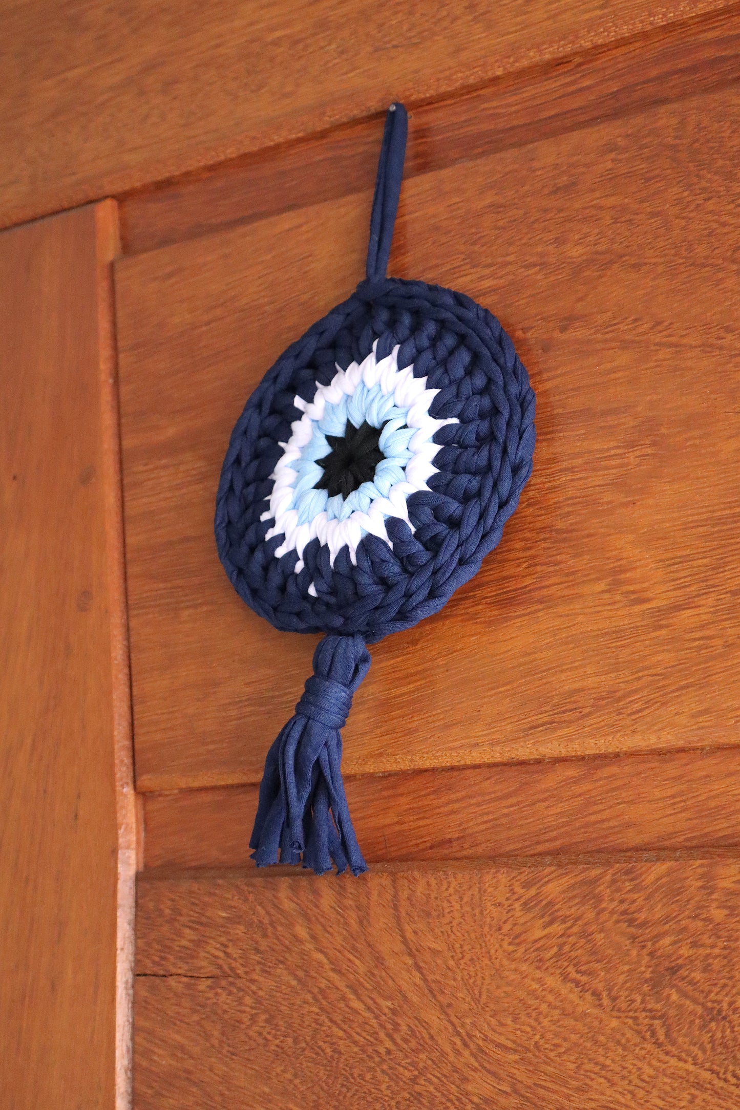 Mandala em Malha Olho Grego Azul Escuro