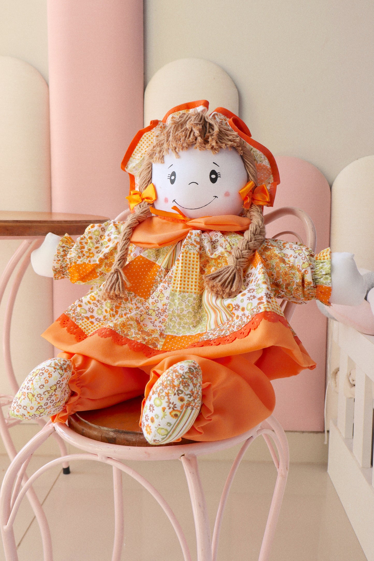 Boneca de Pano Florzinhas Laranja G