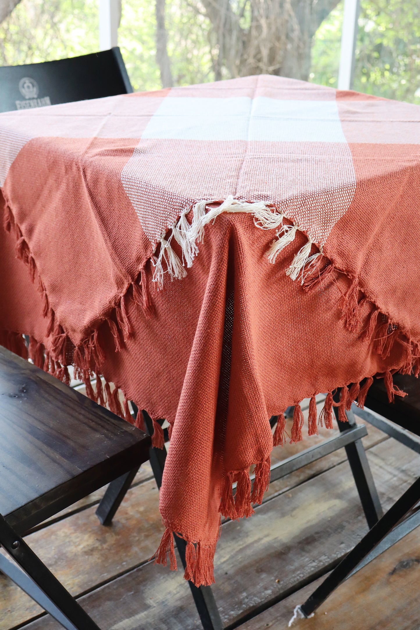 Toalha de Mesa Cobre Lanche com Duas Peças: Lisa e Xadrez Terracota