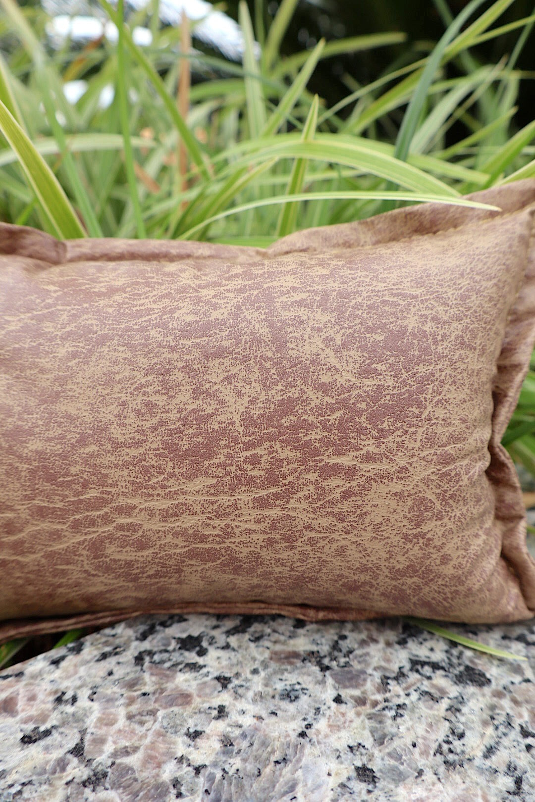 Peso de Porta Emborrachado Almofadinha Marrom Mescla