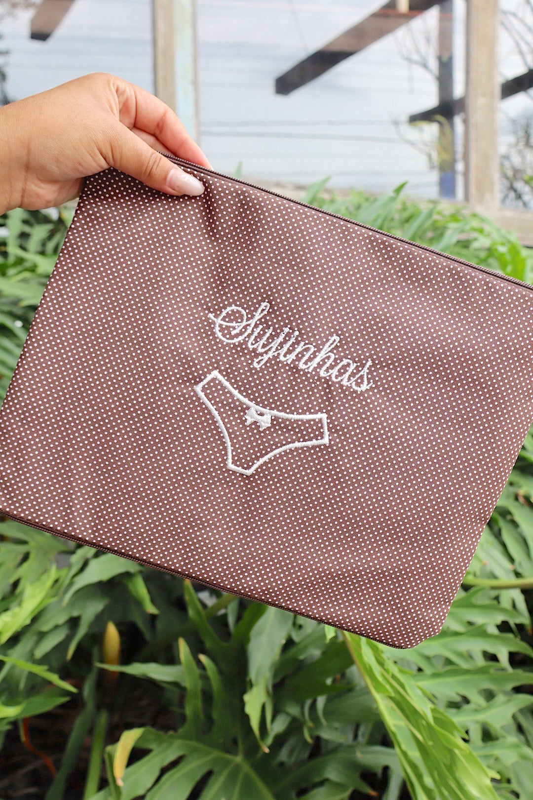Necessaire Porta Calcinha Limpinha Sujinha G Poá Marrom