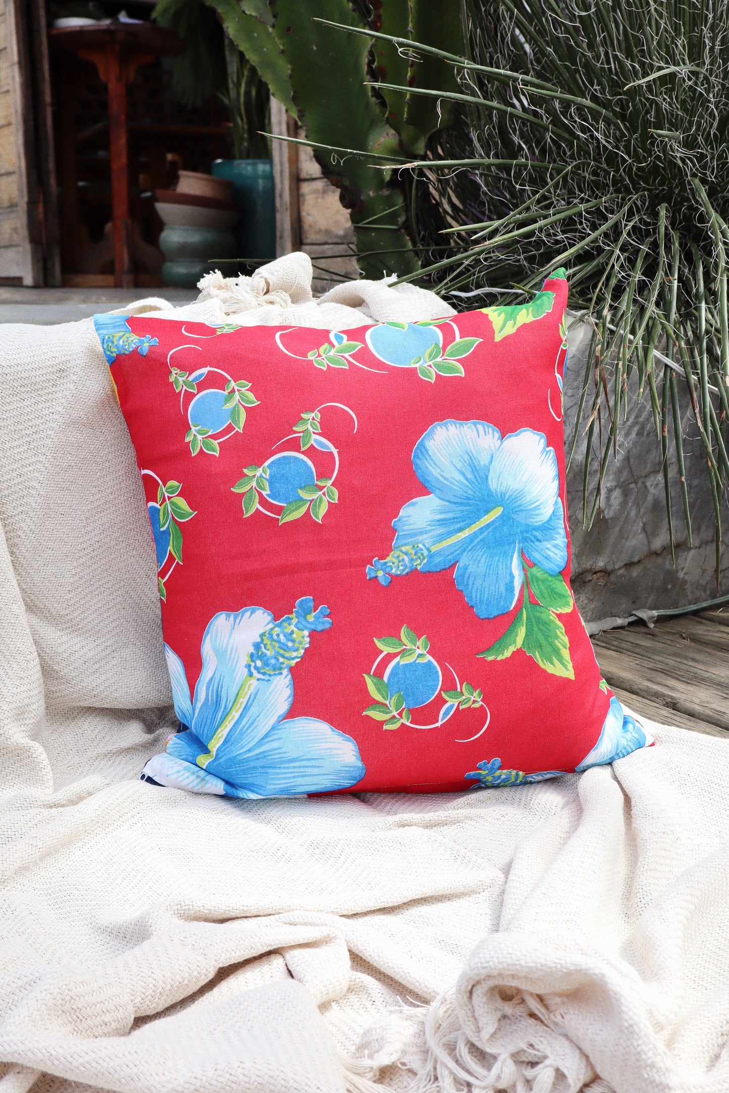 Capa para Almofada em Retalho Chita Dupla Face Vermelha 45x45