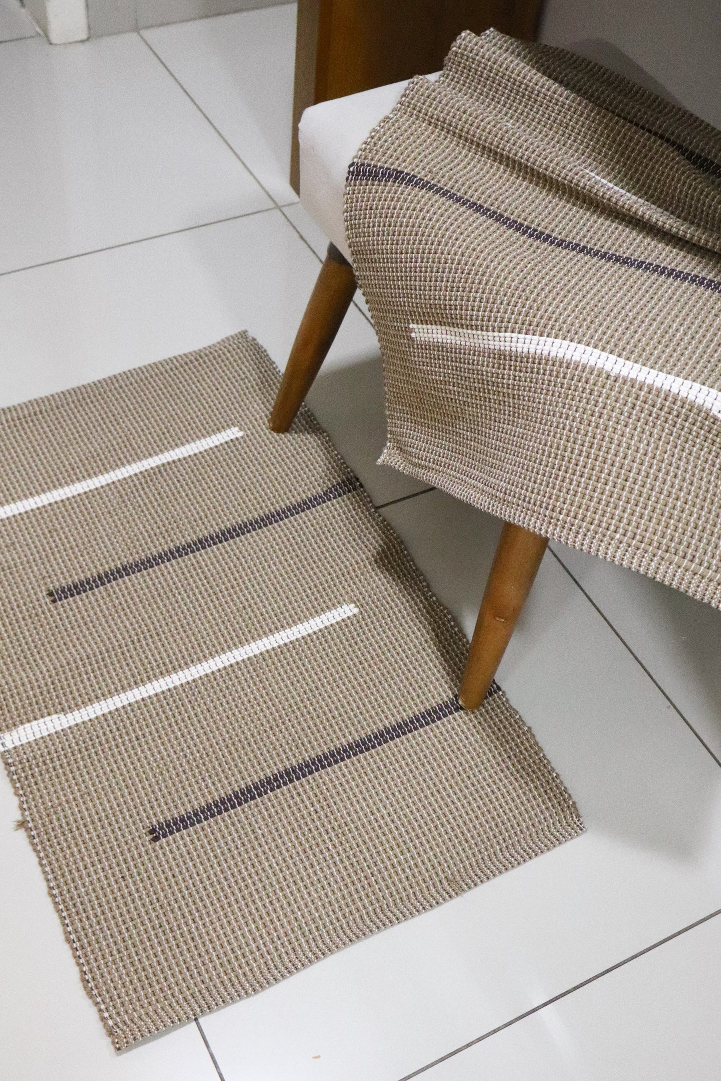 Tapete em Linha Capri Bege 48x78cm