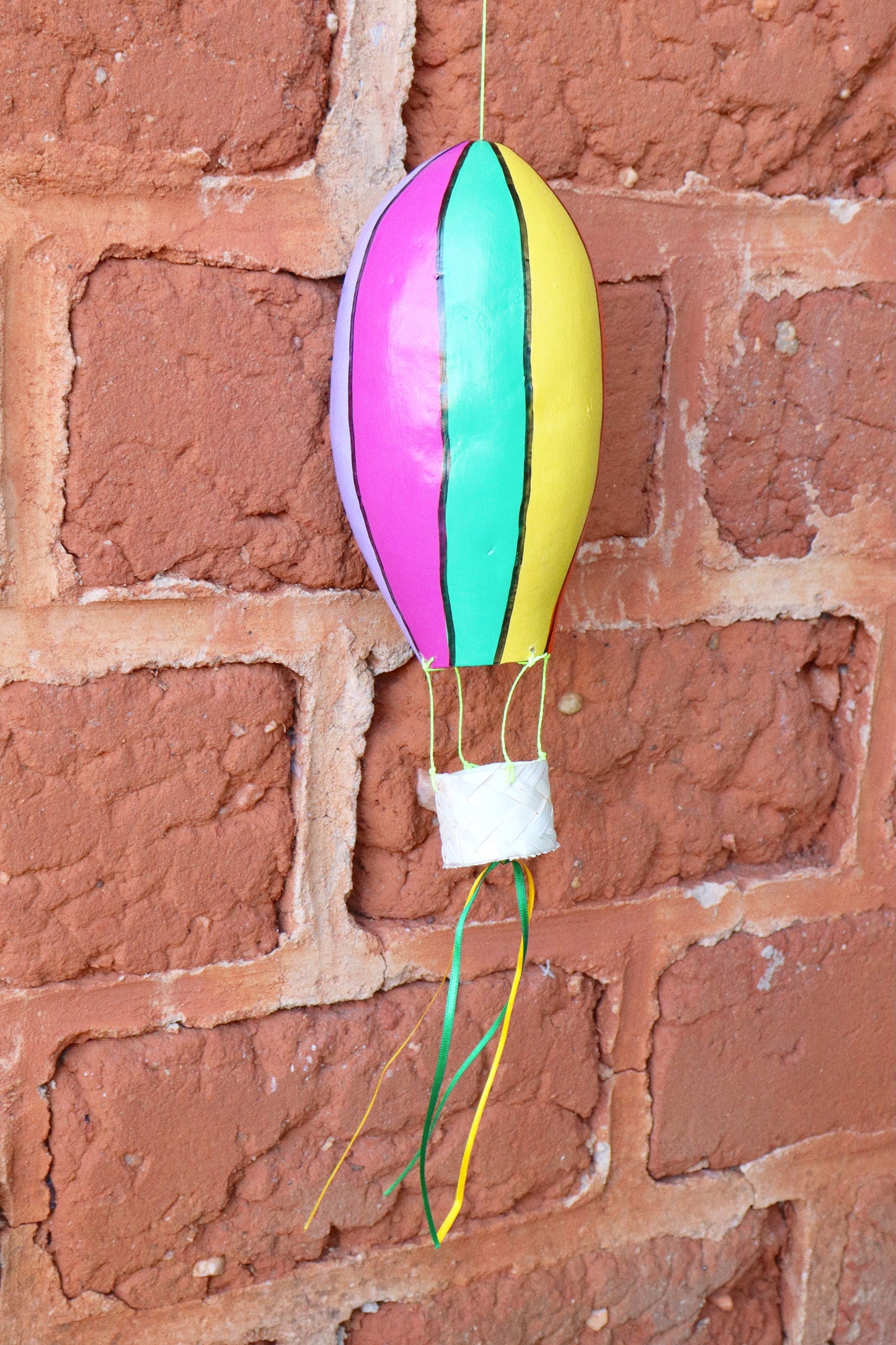 Móbile Balão em Cabaça Colorido Listras