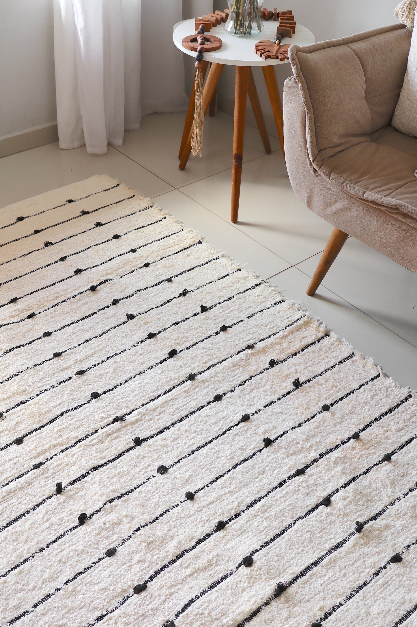 Tapete Algodão Puxadinho Pompom Preto 2,00x2,50m