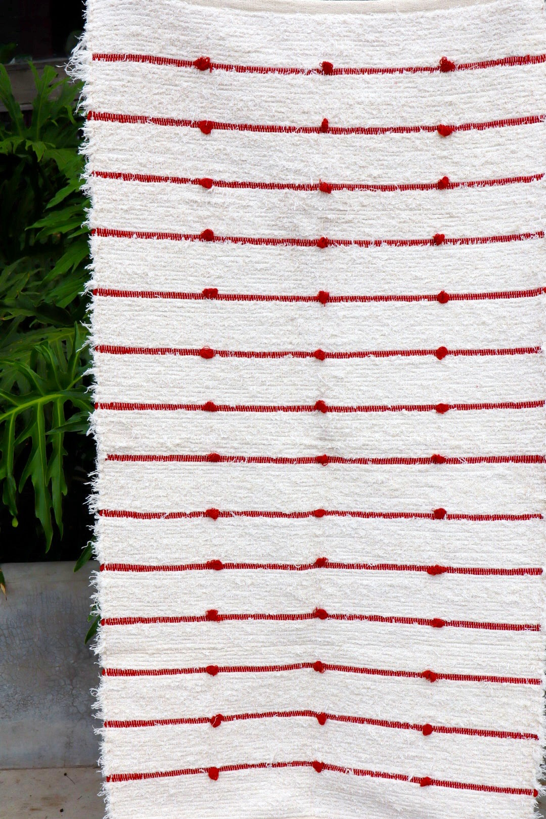 Tapete Médio Algodão Puxadinho Pompom Terracota 0,80x1,50m