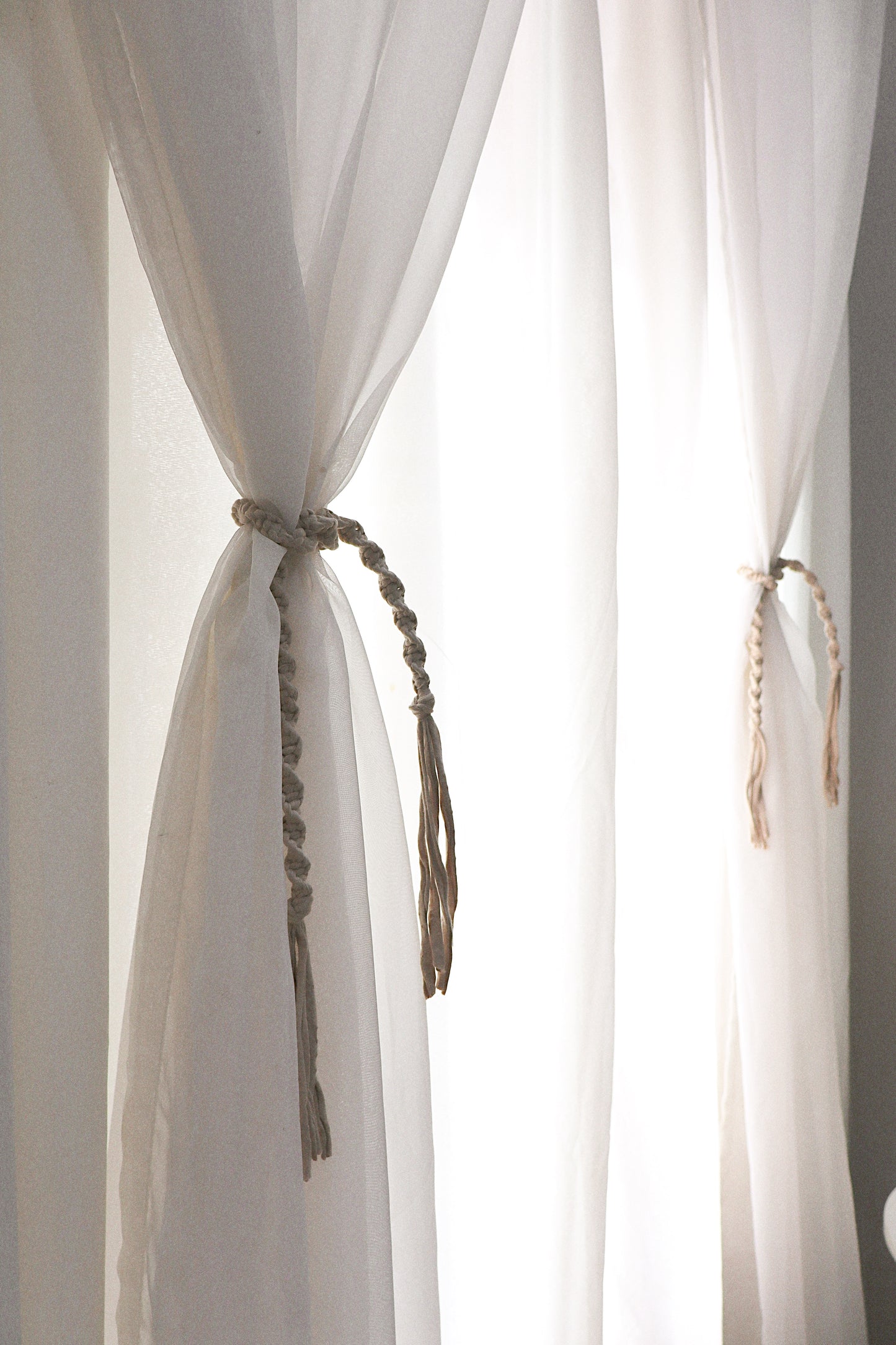 Par Prendedor de Cortina em Macramê Bege