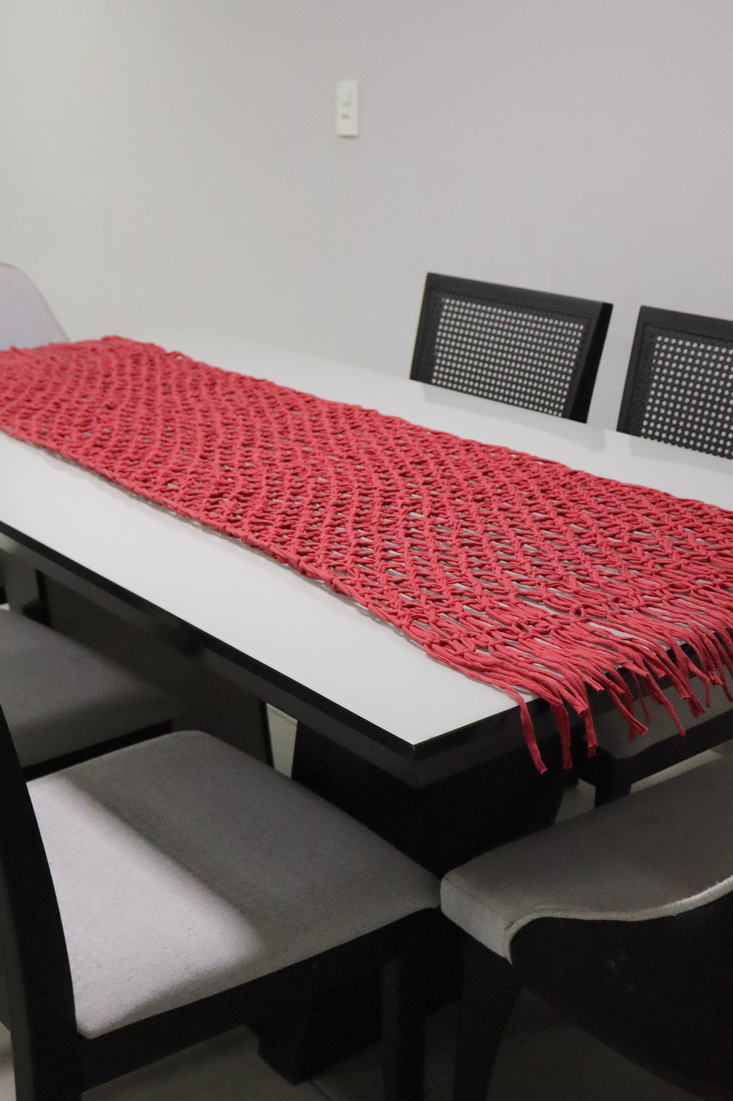 Caminho de Mesa Macramê Terracota