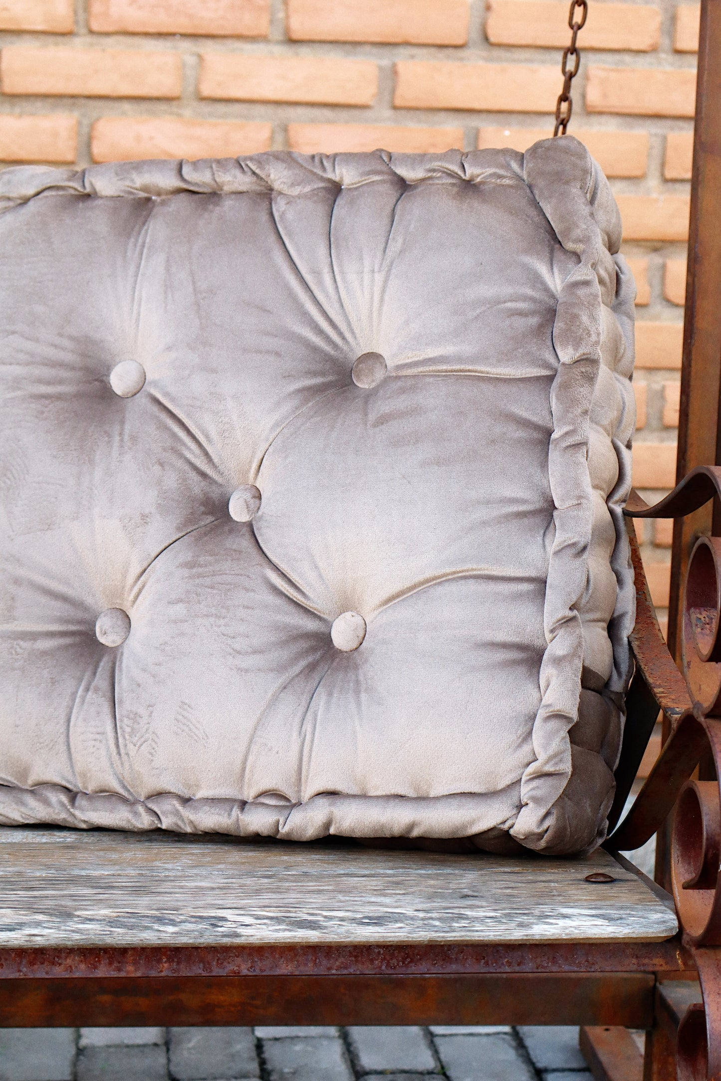 Almofada Futon Turca Suede Bege 50x50x10cm