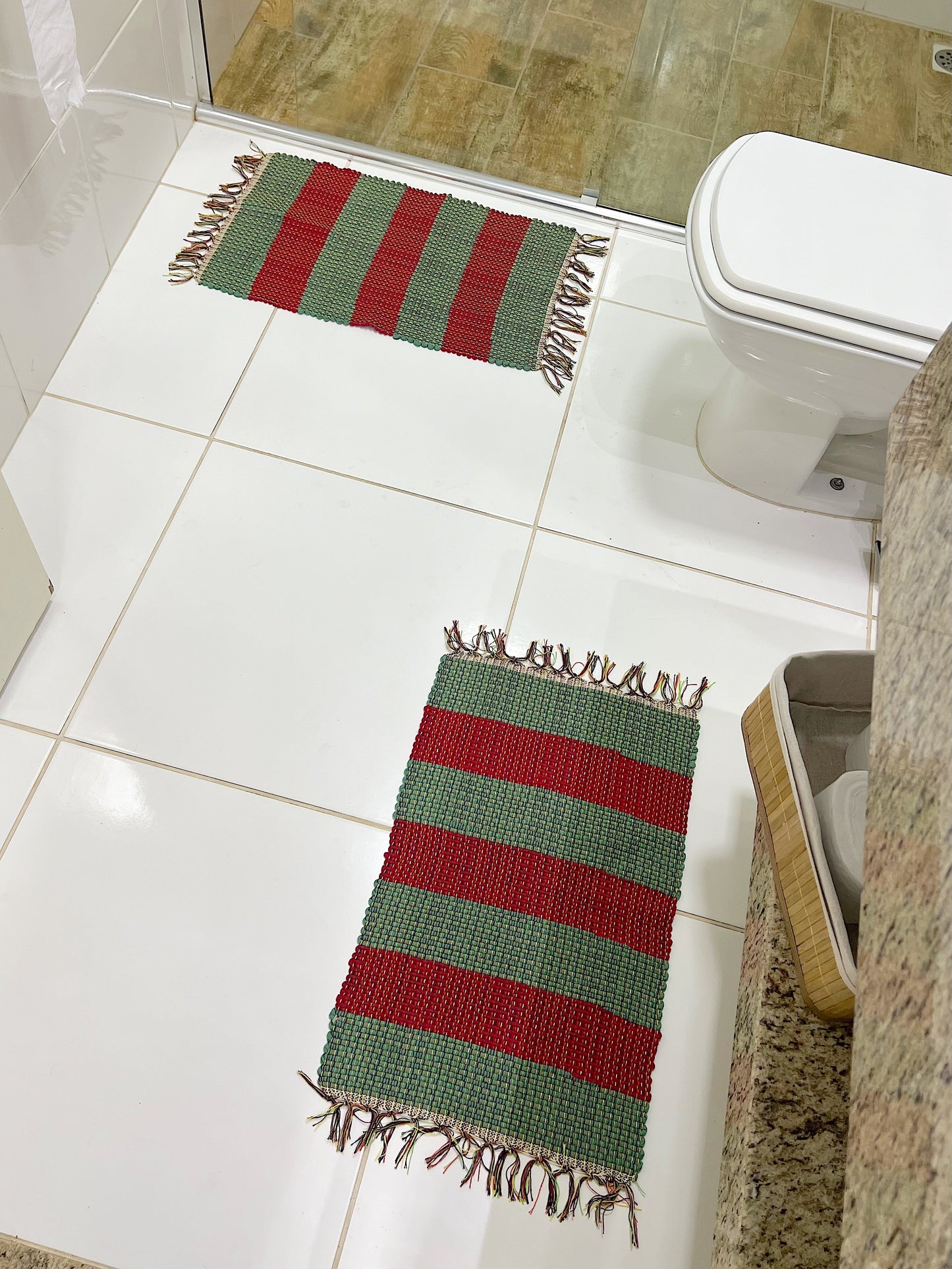 Tapete Malha Algodão Listrado Verde e Vermelho Natal