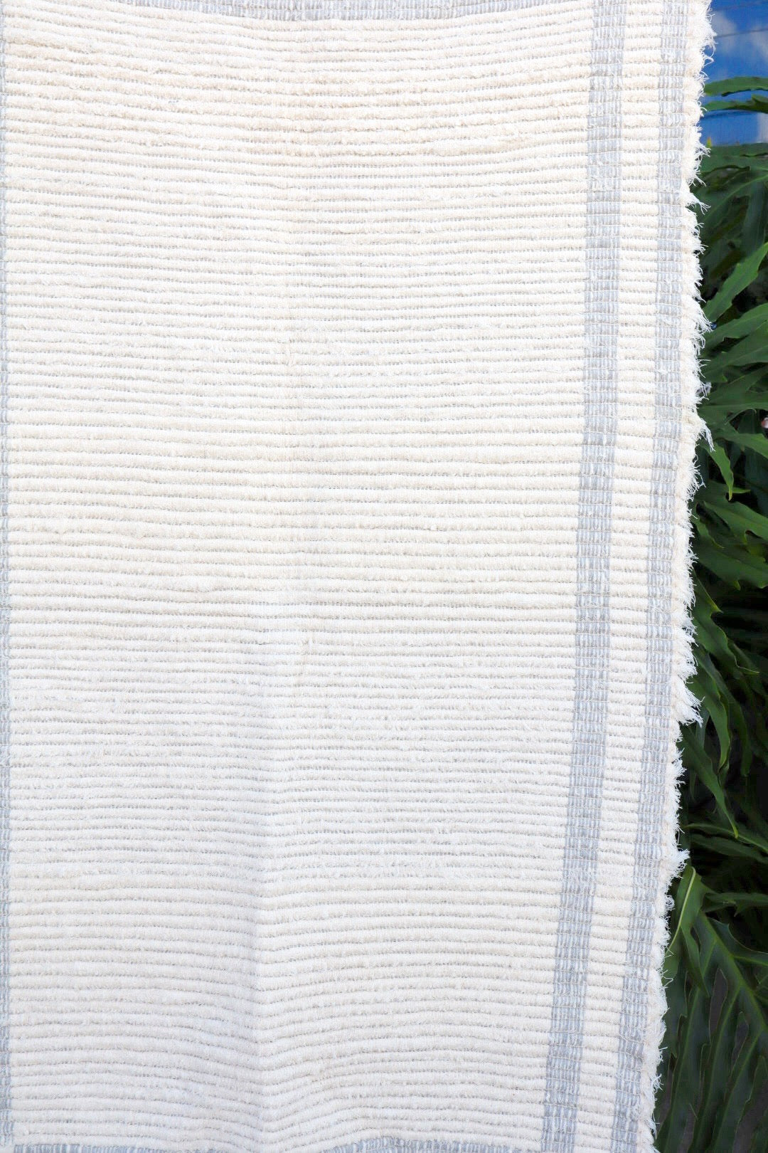 Tapete Médio Dupla Face Felpudo Cinza Sem Franja 0,80x1,40m