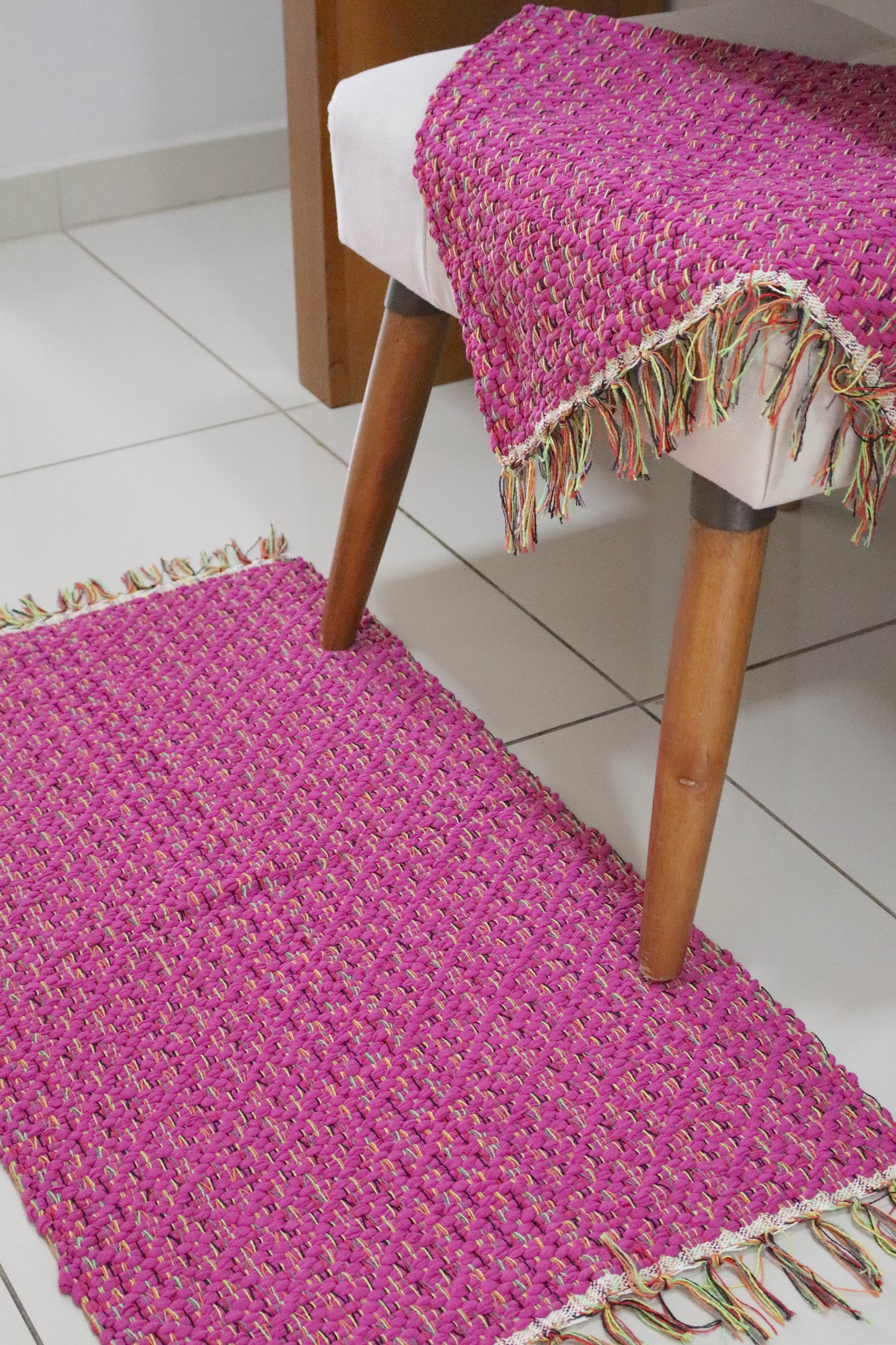 Tapete Malha Algodão Coroa Rosa Pink