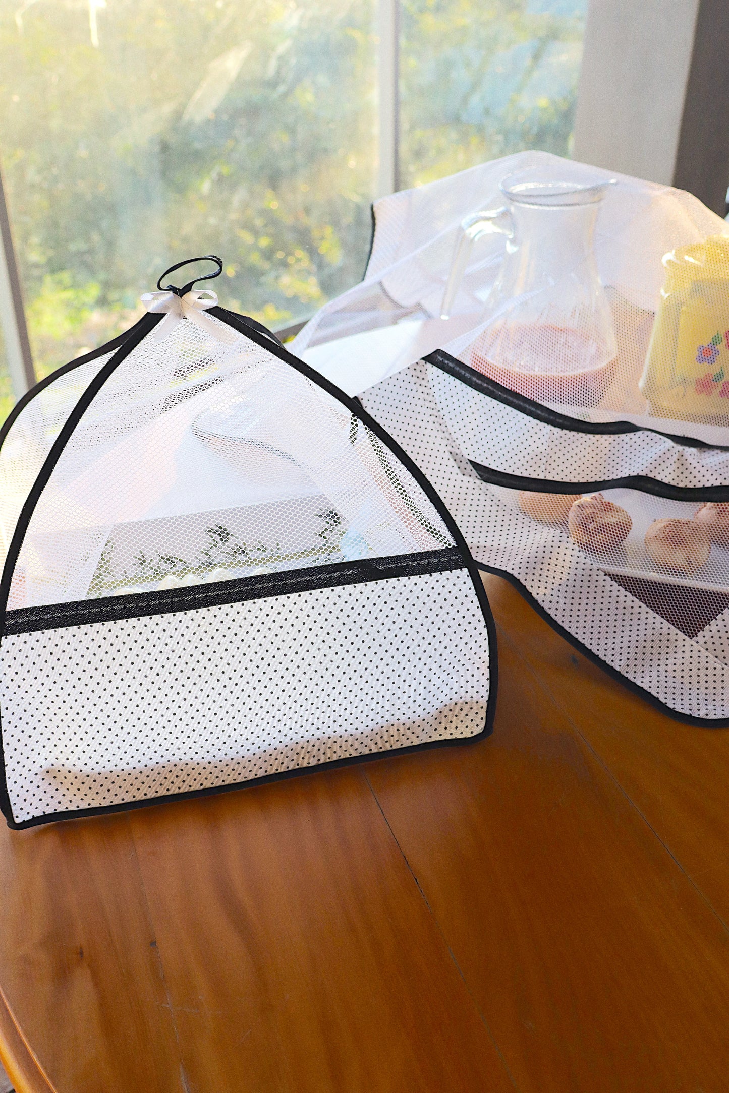 Kit Tule Cobre Alimentos 72x72cm + Cobre Bolo 30x30cm Poá Branco com Preto