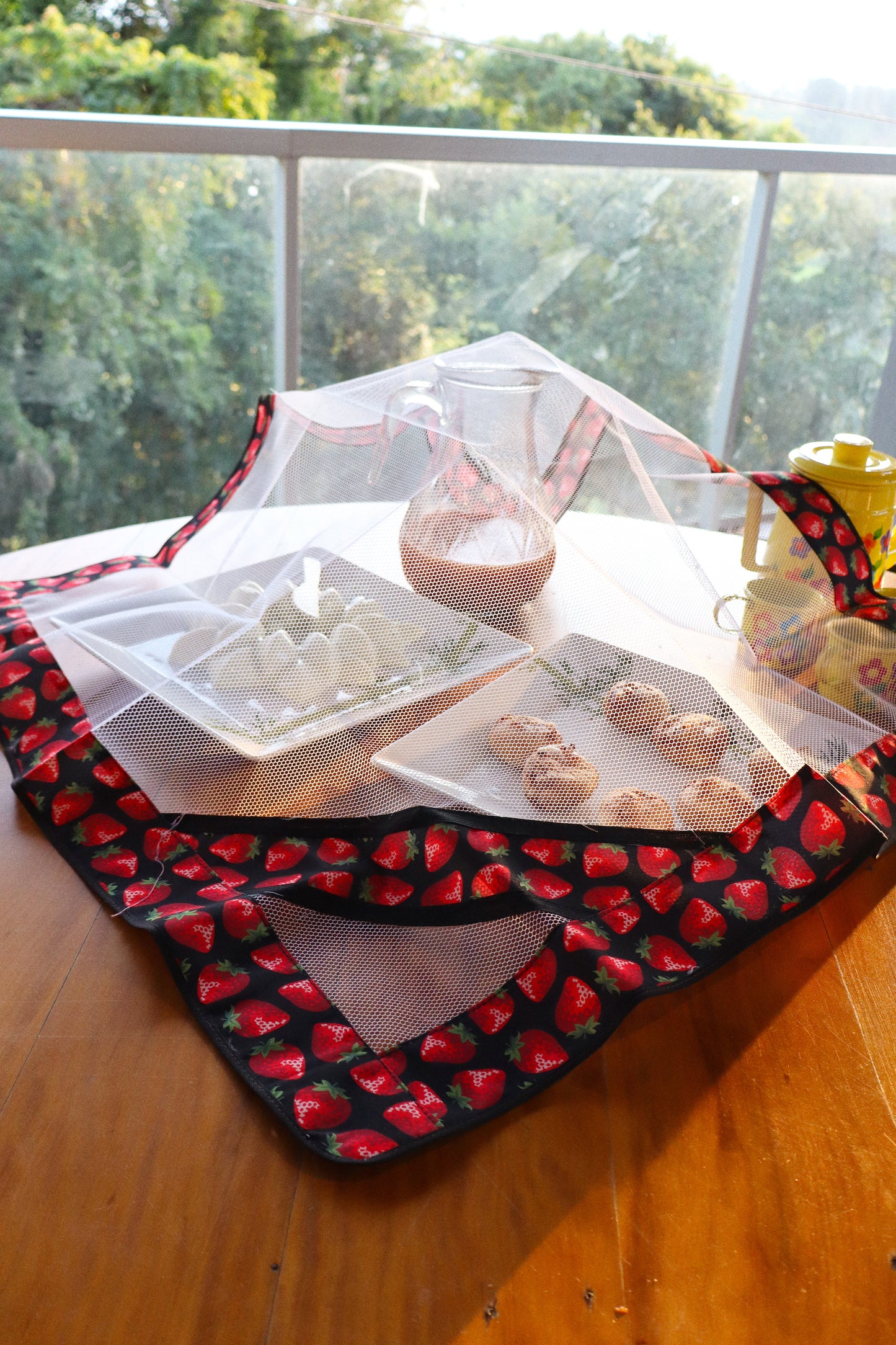 Tule Cobre Alimentos 72x72cm Morangos