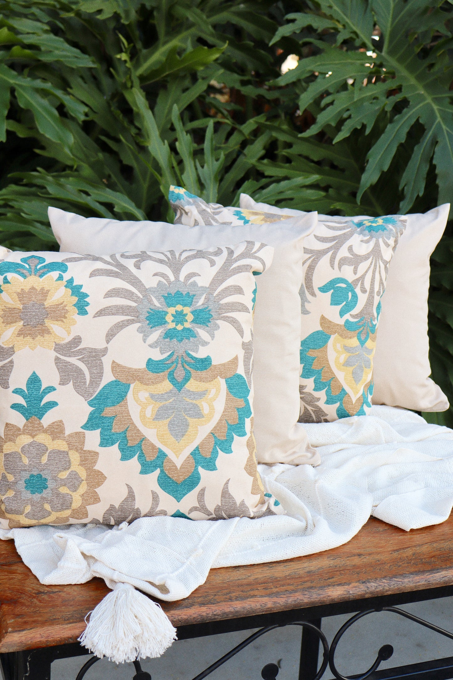 Kit 4x Almofadas Completas Floral Tifanny e Bege