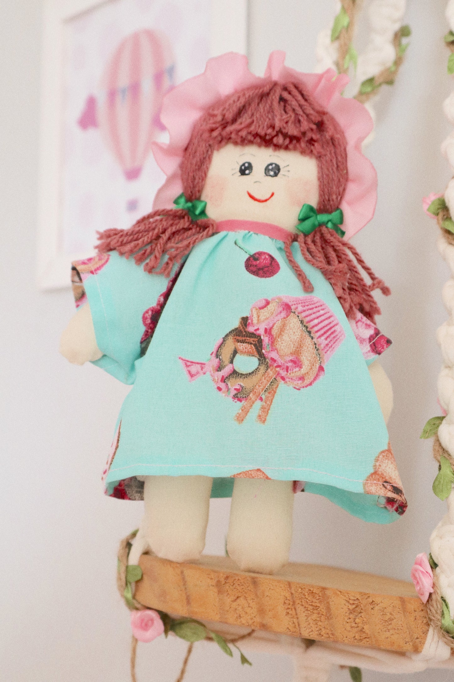 Bonequinha de Pano Cupcake