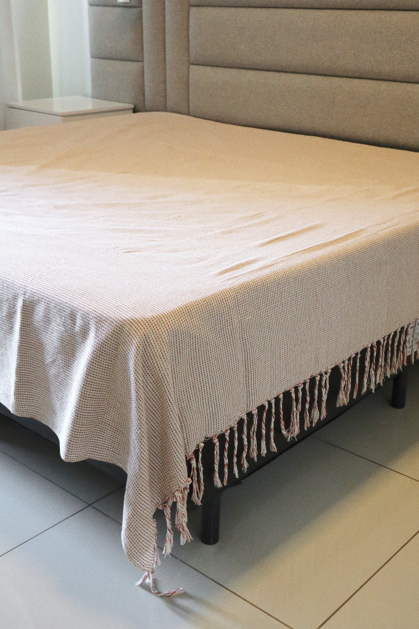 Colcha para Cama Queen 2,40x2,60m Artesanal Mescla Terra e Cru