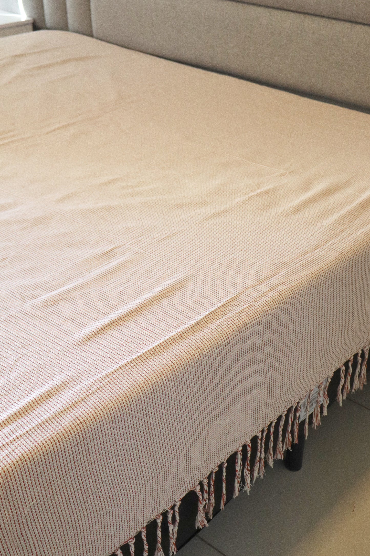 Colcha para Cama Queen 2,40x2,60m Artesanal Mescla Terra e Cru