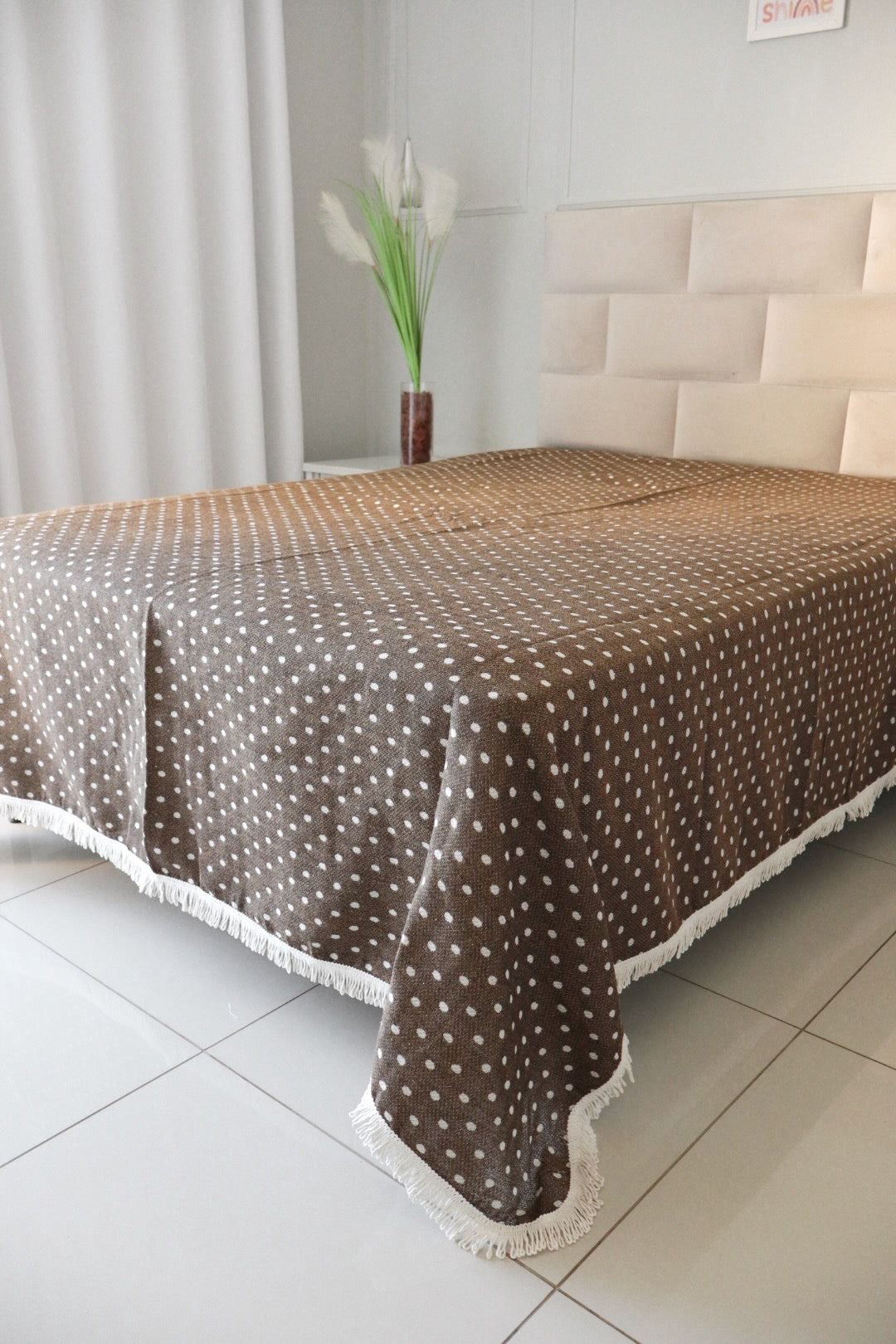 Colcha Casal Bolinhas Dupla Face Marrom 2,10x2,40m