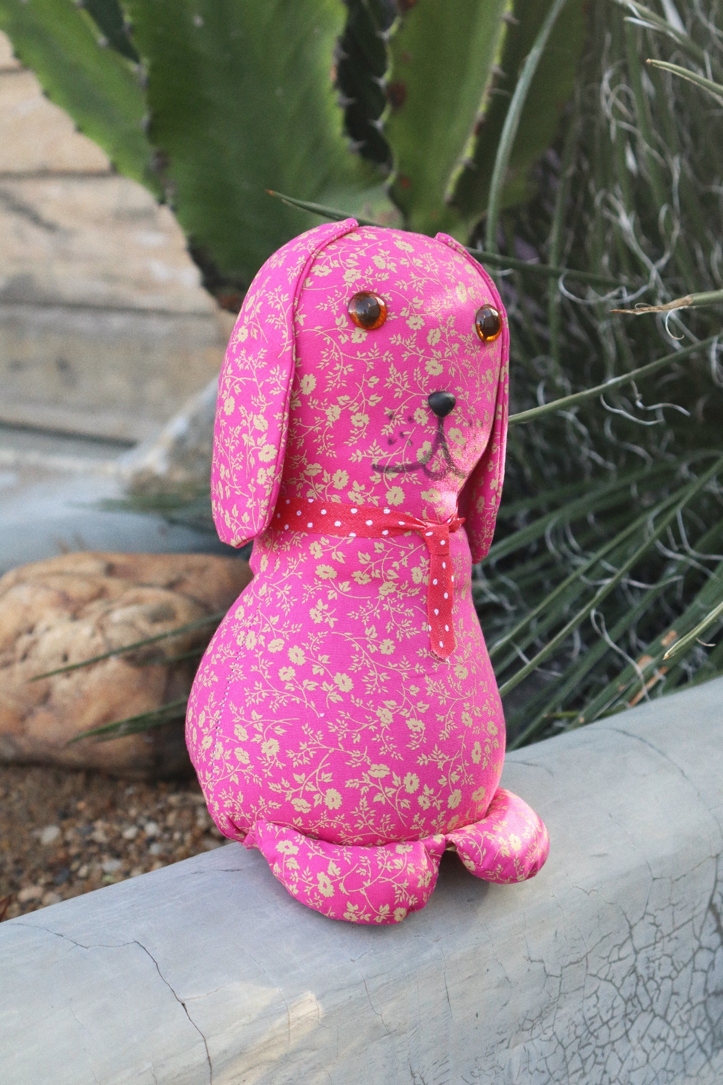 Peso de Porta Cachorro Sentado Rosa Pink