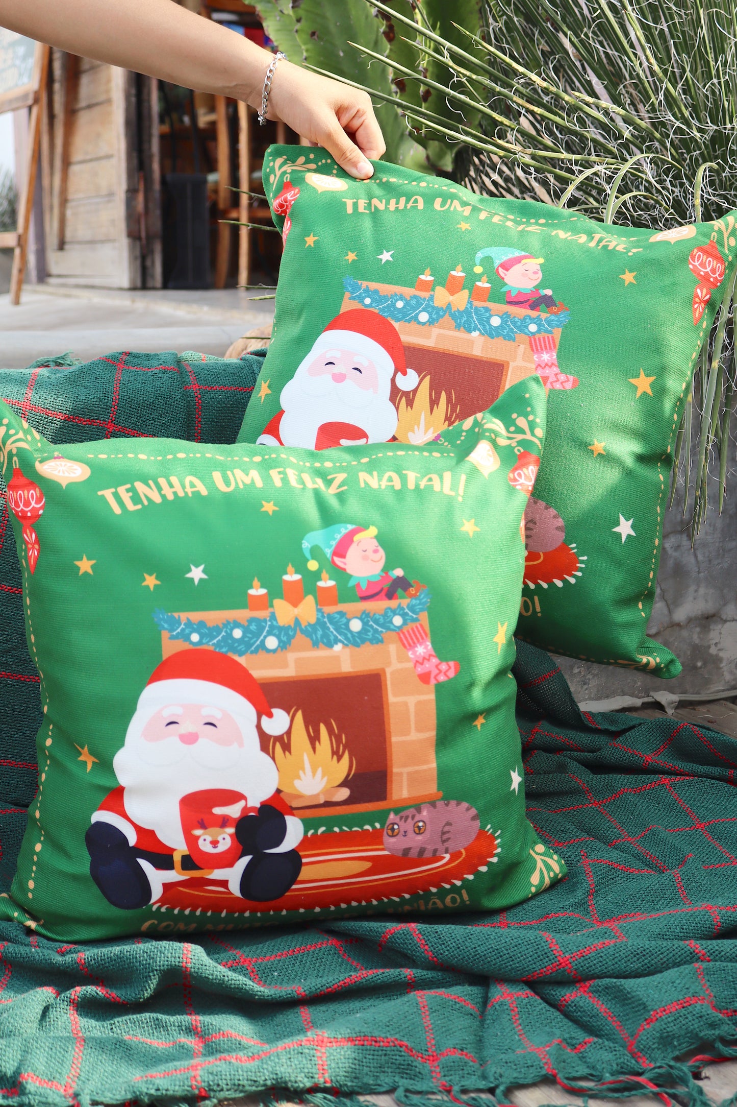 Capa de Almofada Decorativa Dupla Face Tenha um Feliz Natal