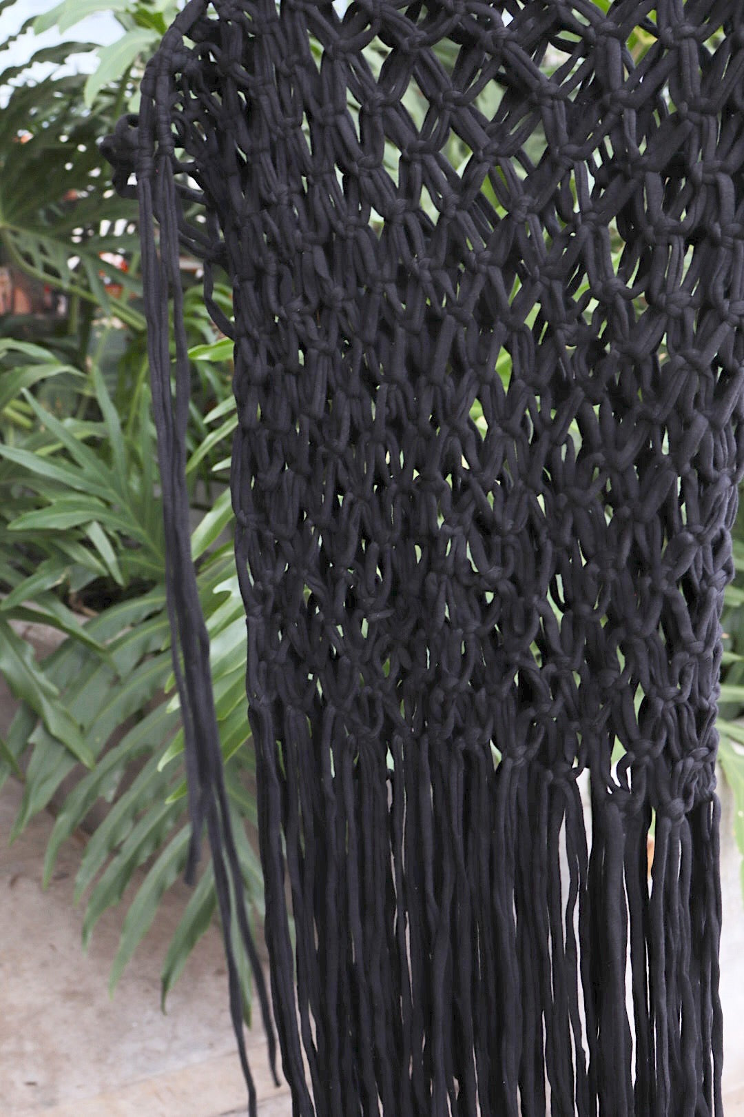 Saída de Praia Crochê Macramê Luxo Longa em Malha Preta