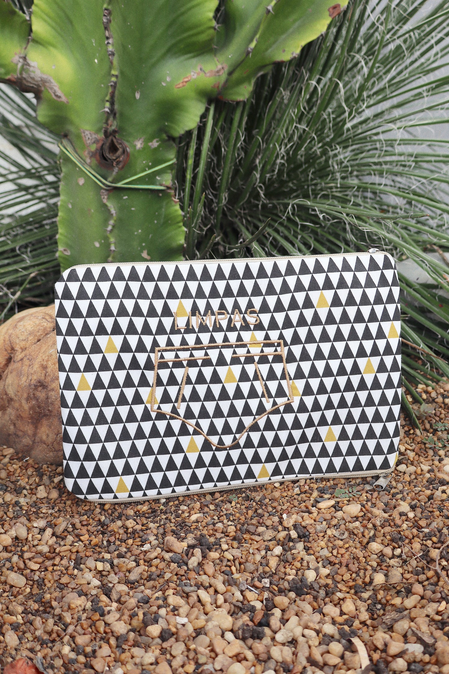 Necessaire Porta Cueca Limpinha Sujinha P Triângulo Preto e Amarelo