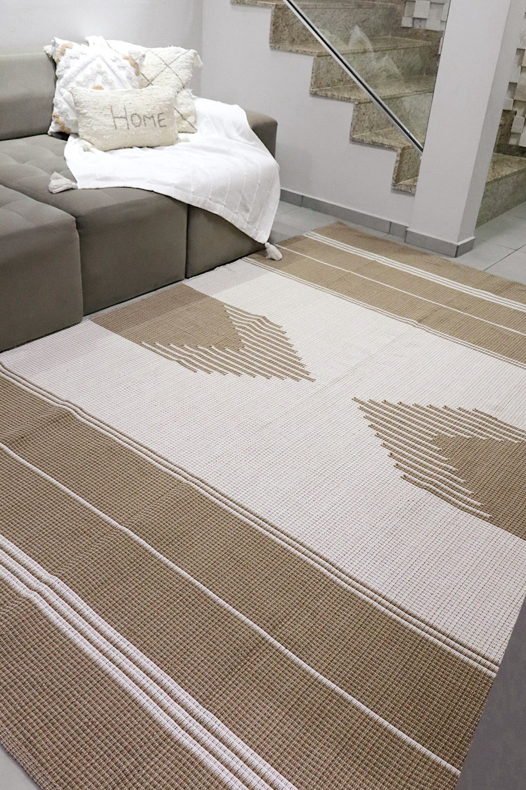 Tapete de Bico X Linha Bege 2,00x2,50m