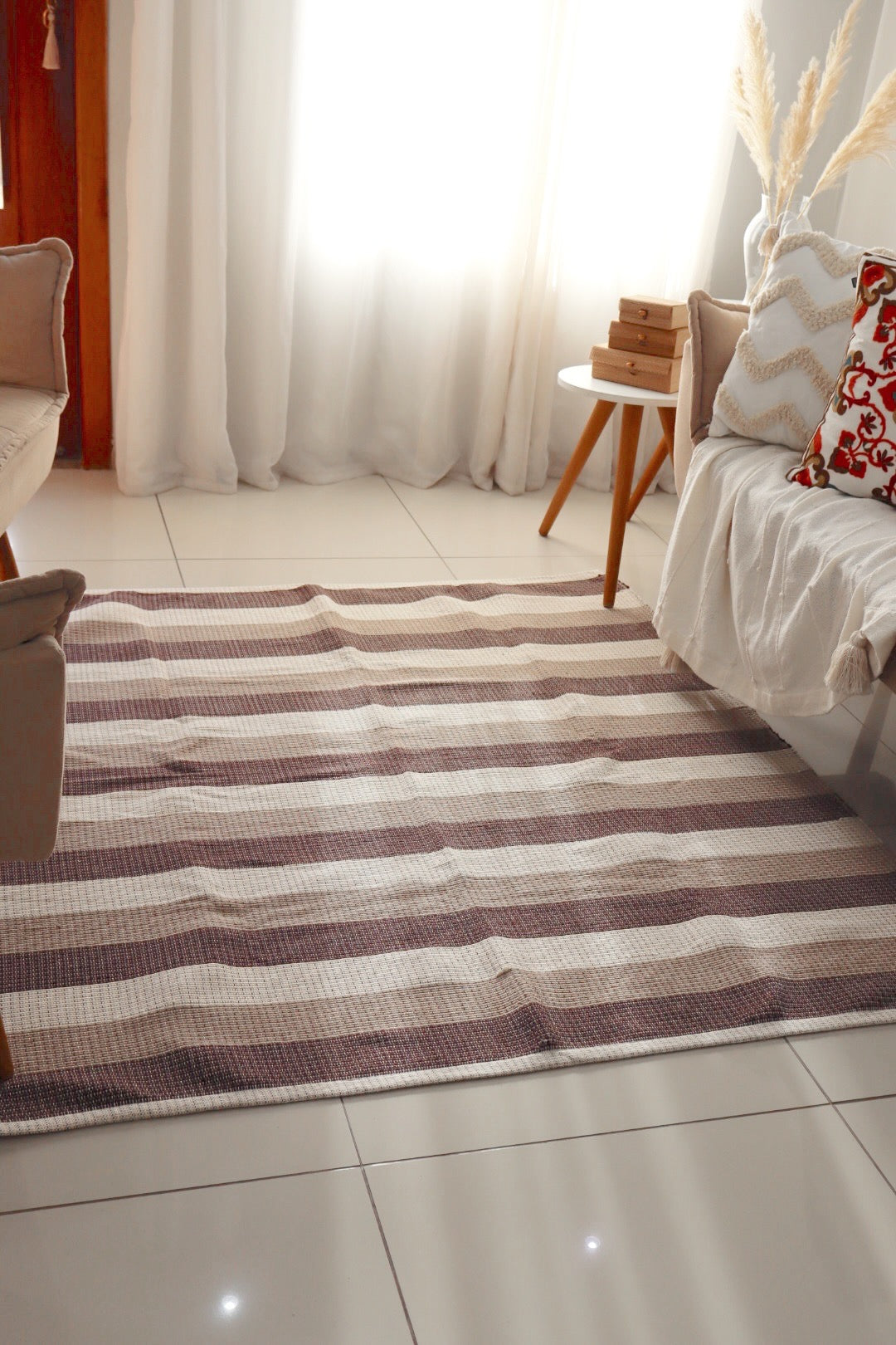 Tapete em Linha Listrado Marrom, Bege e Cru 1,50x1,50m