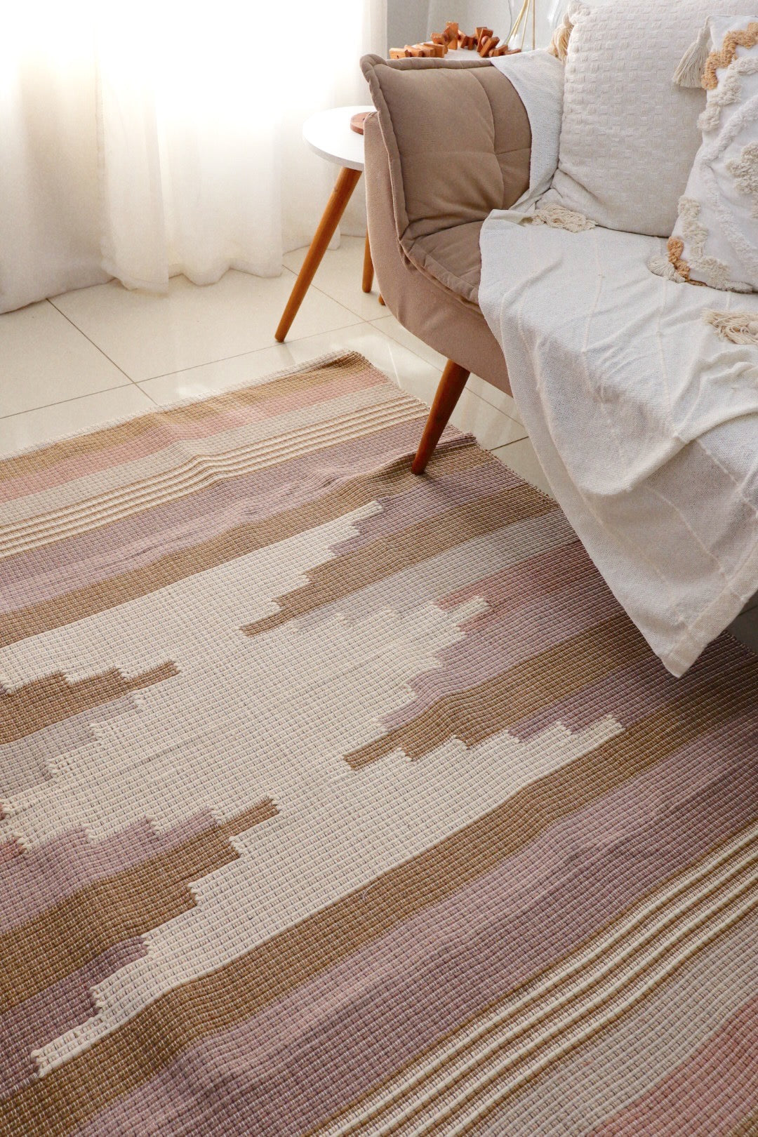 Tapete de Bico Cru Linha Nude 1,50x1,50m