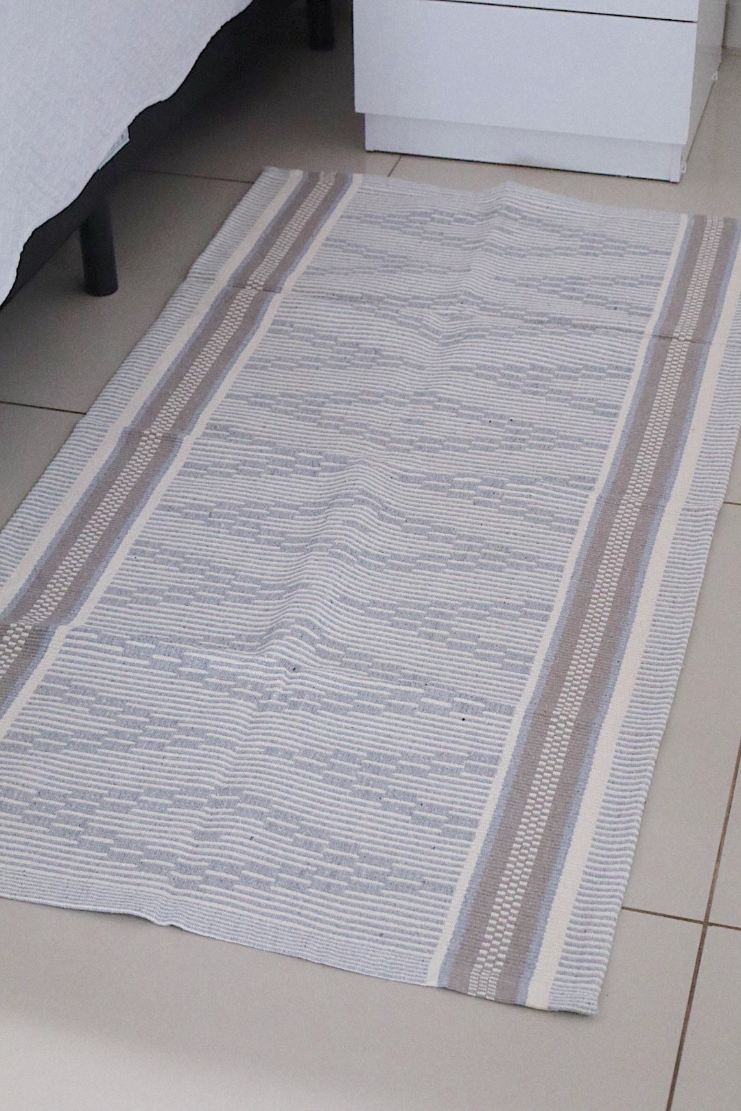 Tapete Médio Algodão Marajó Cinza 75x140cm