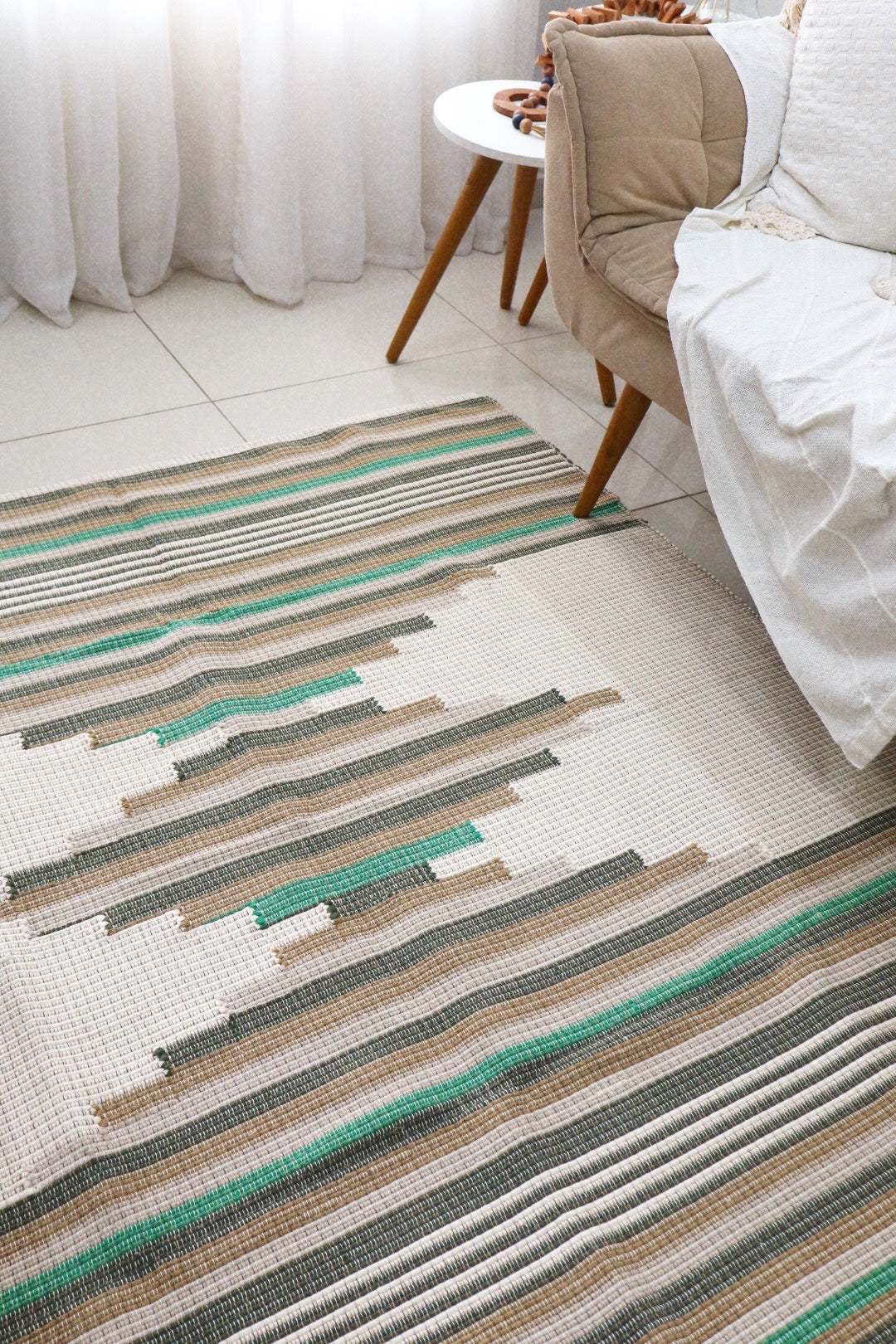 Tapete de Bico Linha Trabalhado Colorido Verde 1,50x1,50m