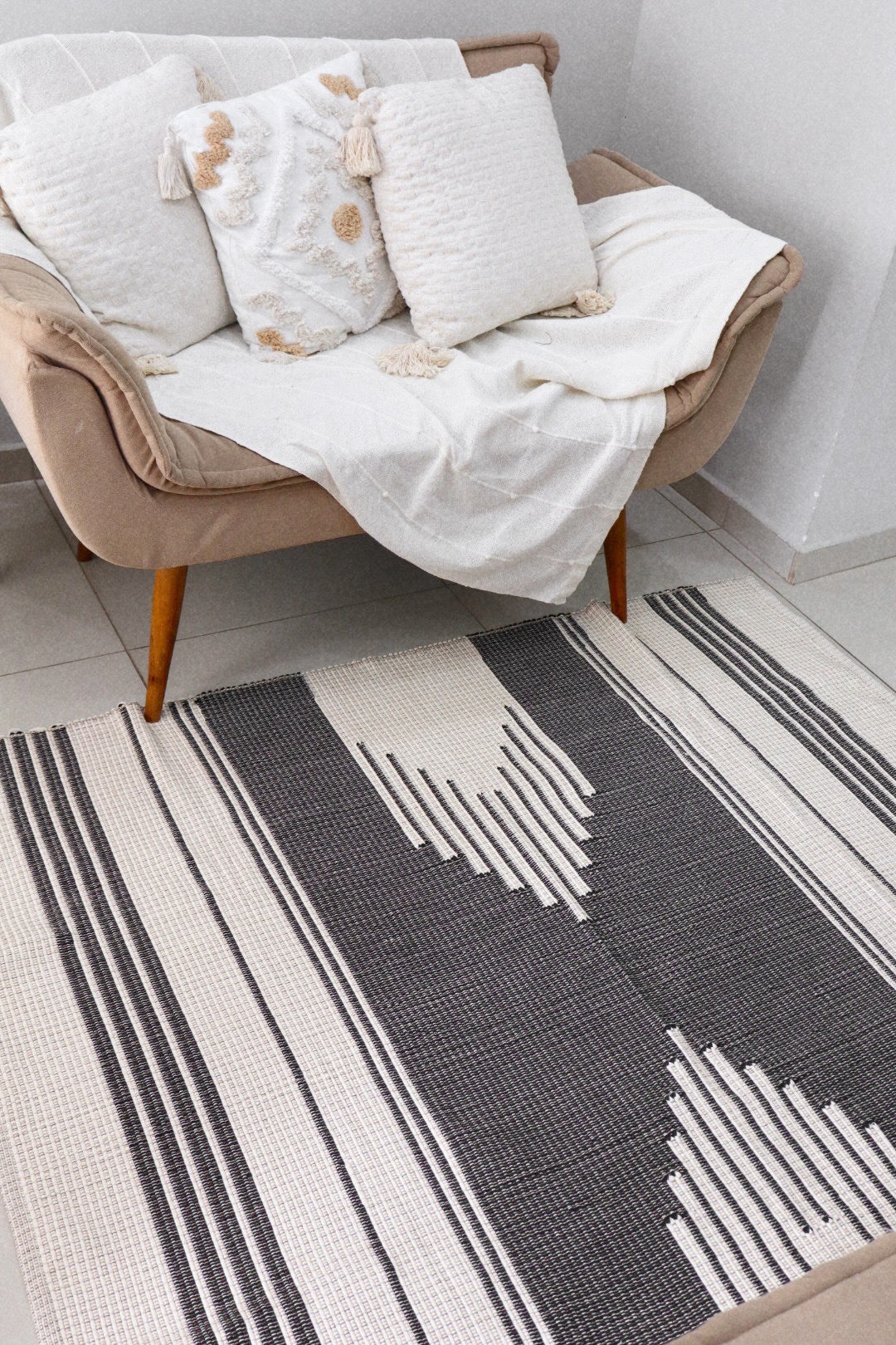 Tapete de Bico Linha "X" Preto 1,50x1,50m