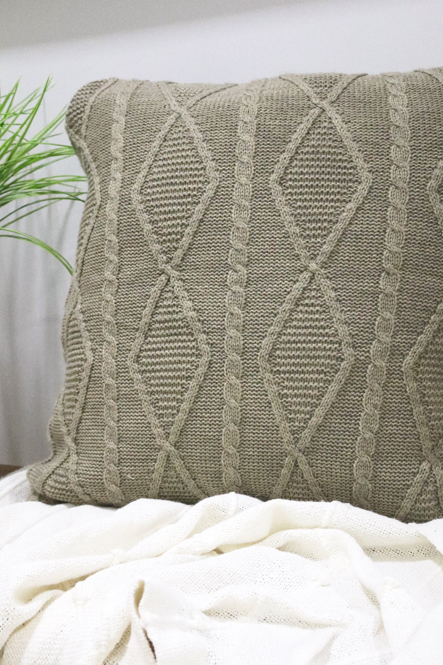 Capa de Almofada Decorativa Trico Caqui 45x45cm