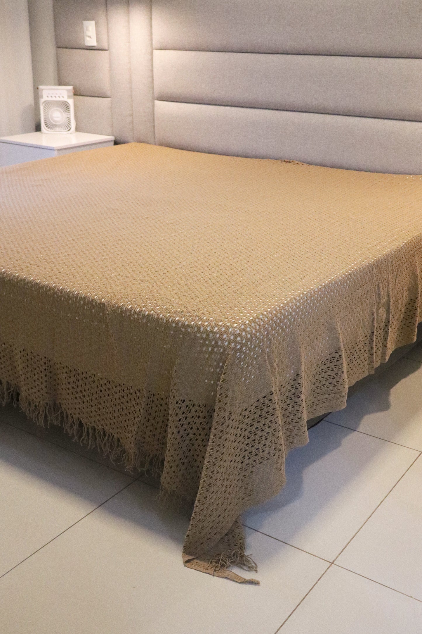 Colcha para Cama Casal em Renda Caramelo 2,30x2,90m