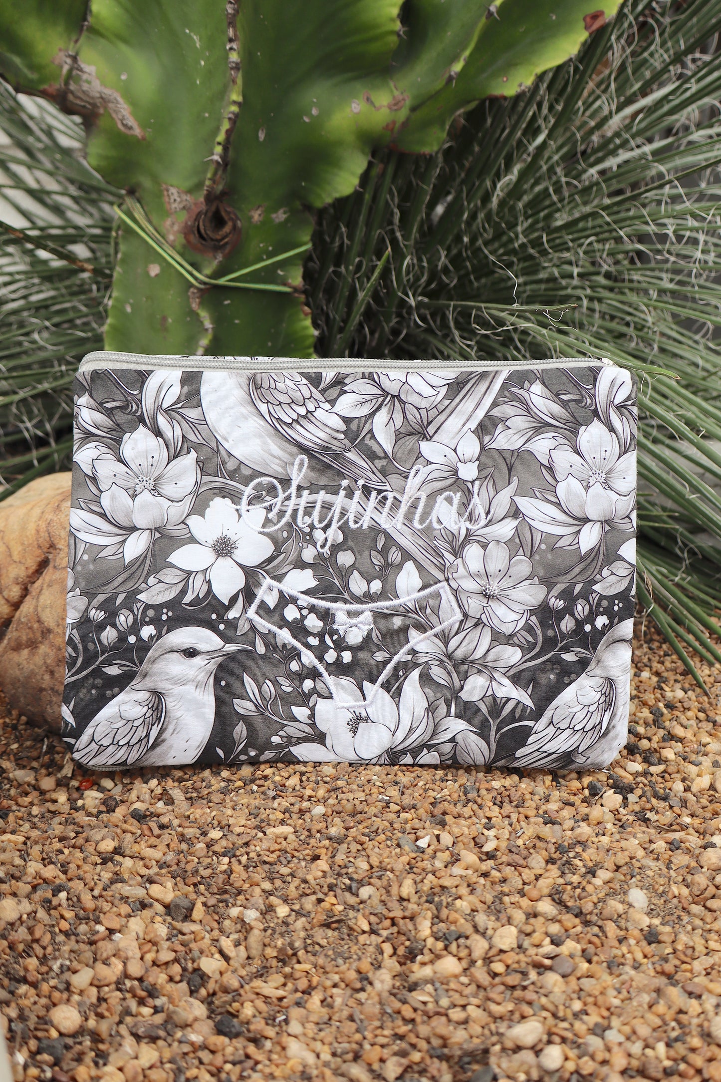 Necessaire Porta Calcinha Limpinha Sujinha P Flores P&B