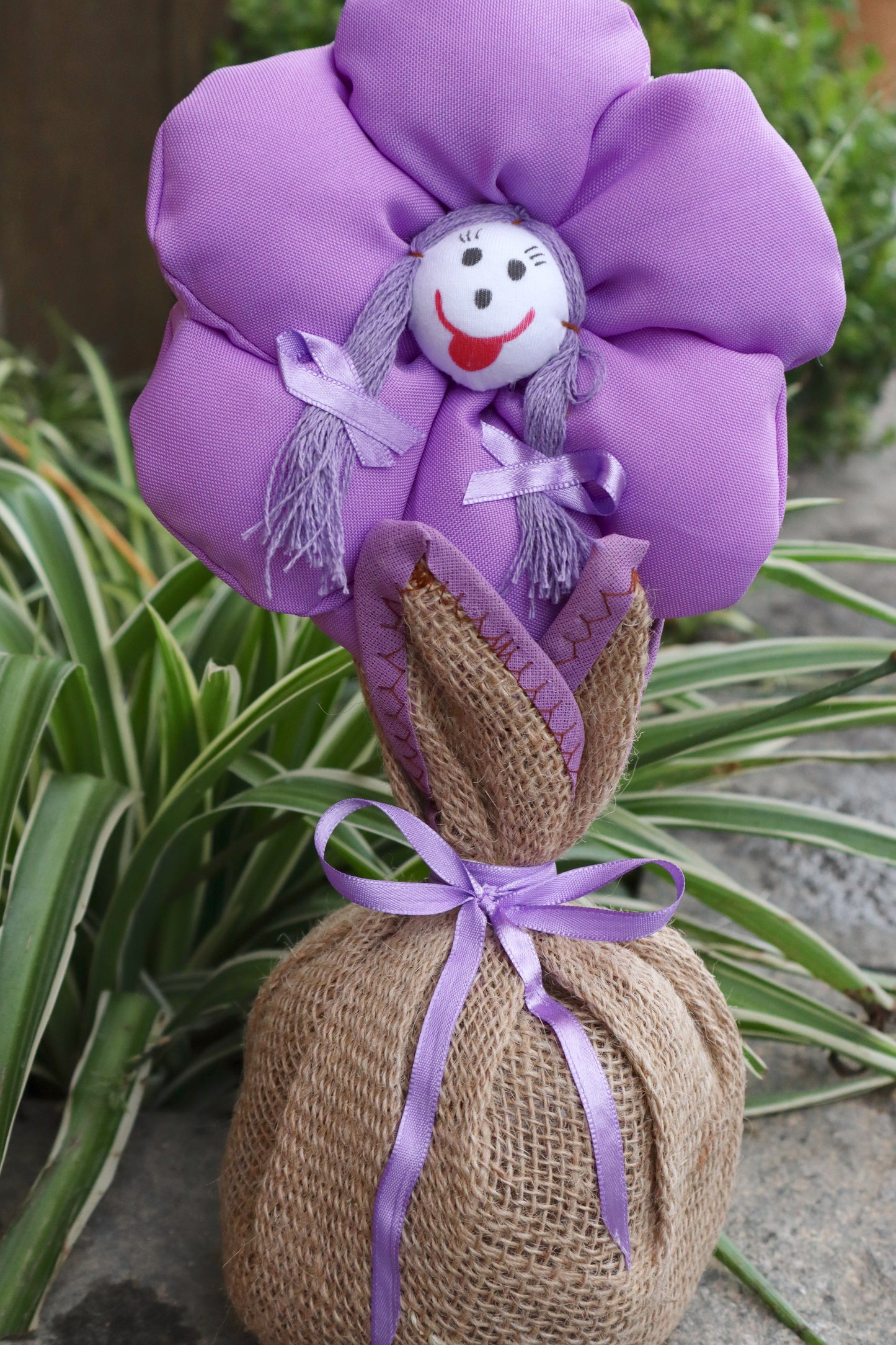 Peso de Porta Flor Juta Lilás