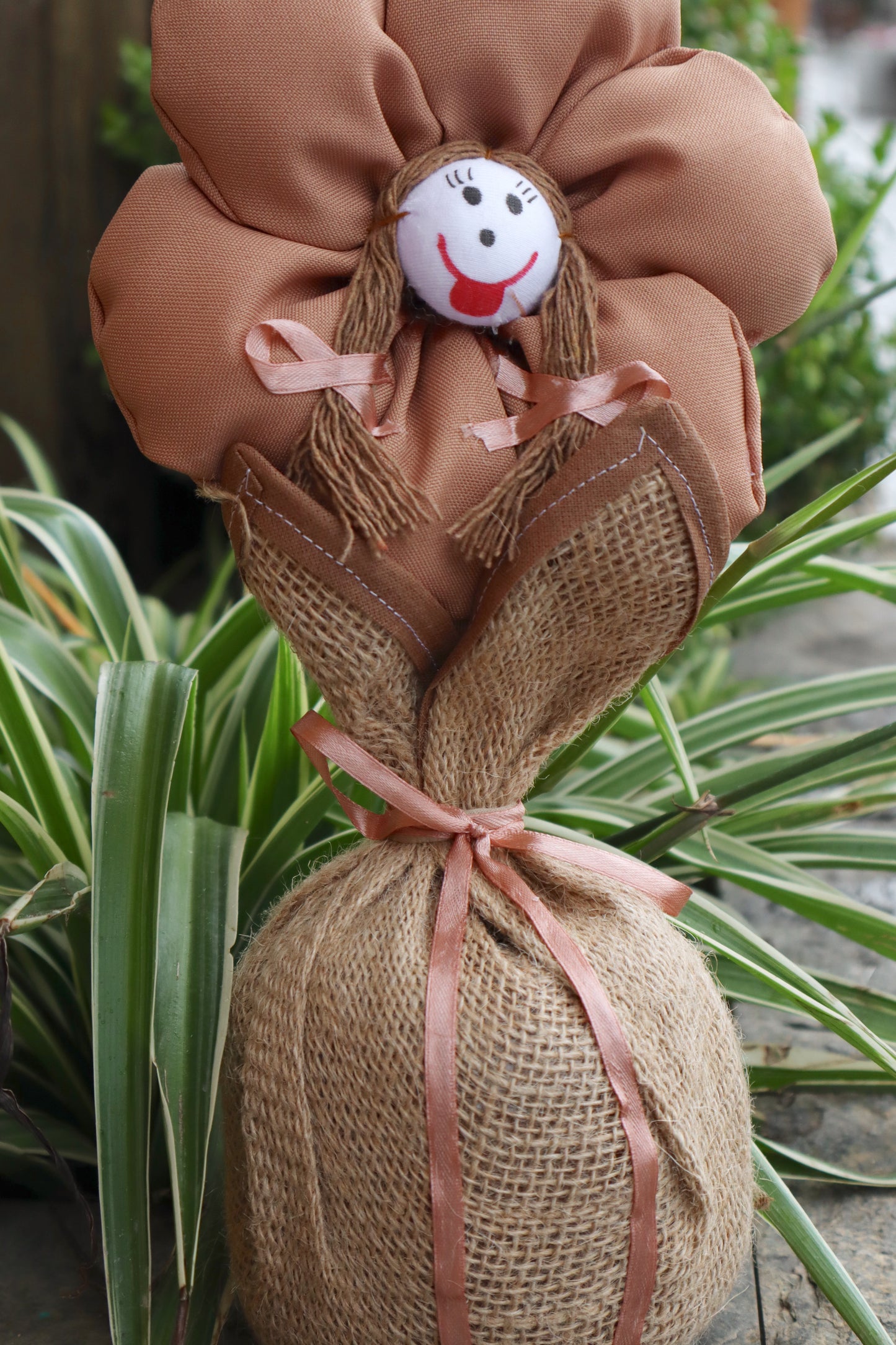 Peso de Porta Flor Juta Marrom