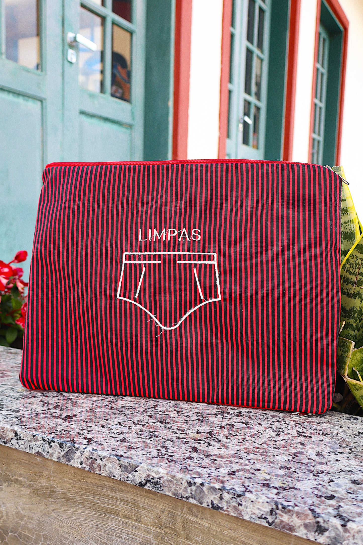 Necessaire Porta Cueca Limpinha Sujinha G Preta e Vermelha