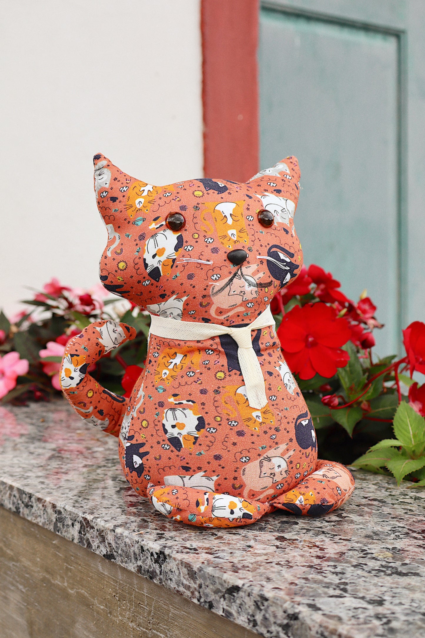 Peso de Porta Gatinho Sentado Estampado