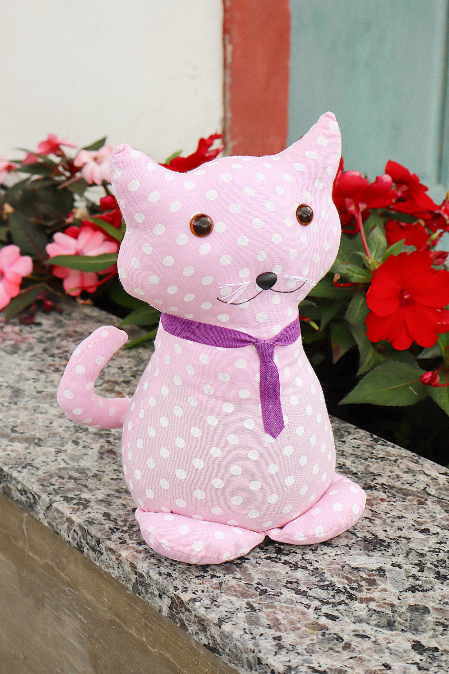 Peso de Porta Gatinho Sentado Poá Rosa Claro