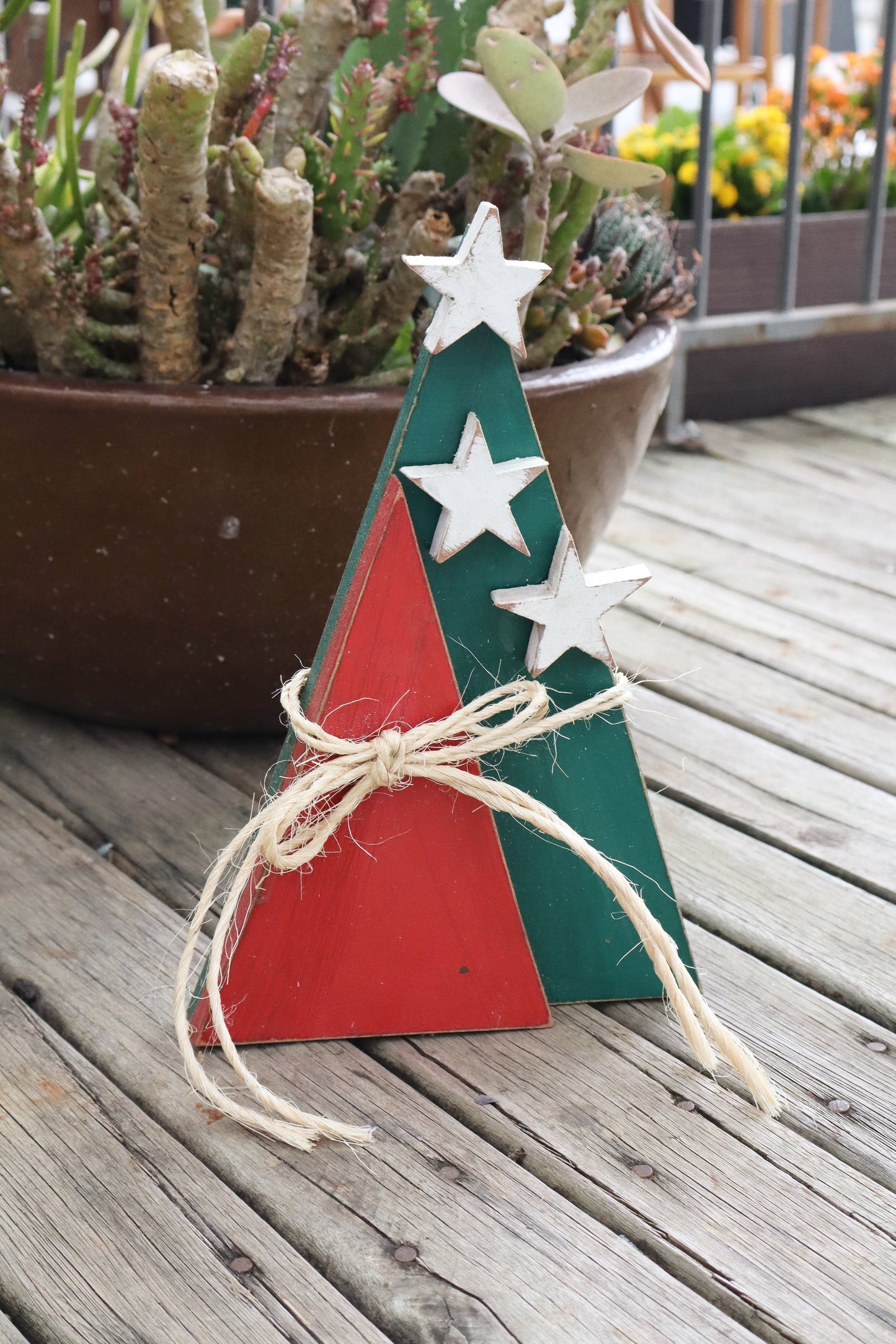 Árvore Madeira Natal Decorada Verde e Vermelha