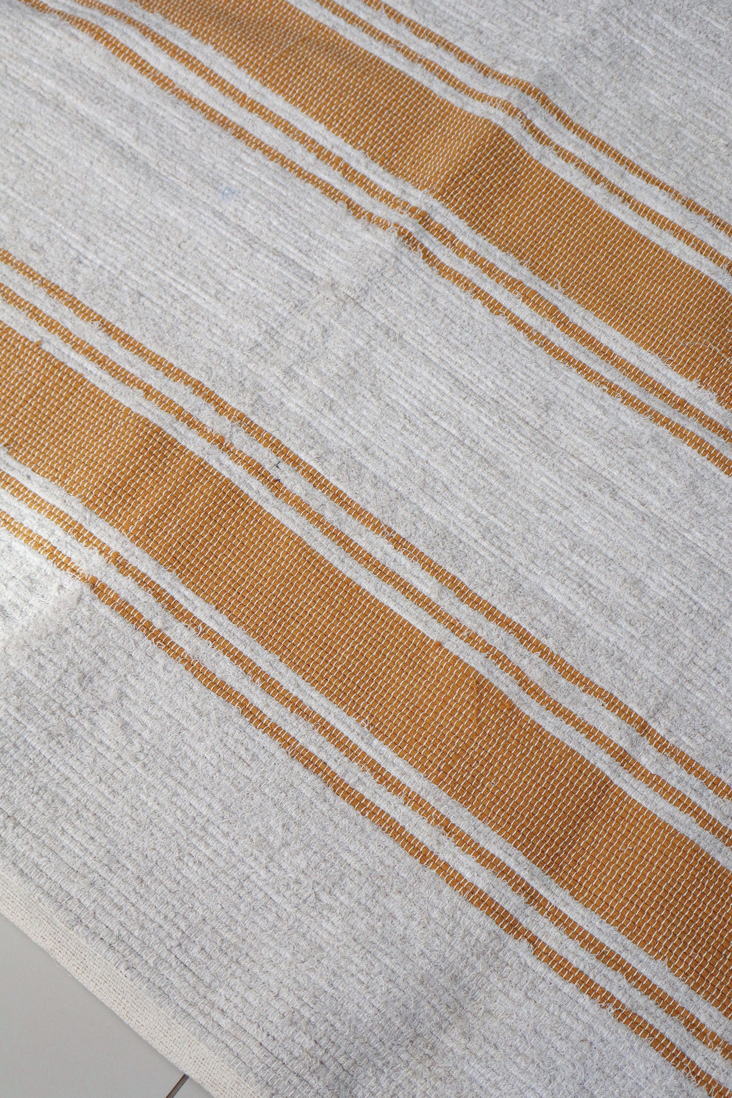 Tapete Algodão Bordado Listrado Chic Mostarda 1,50x2,00m