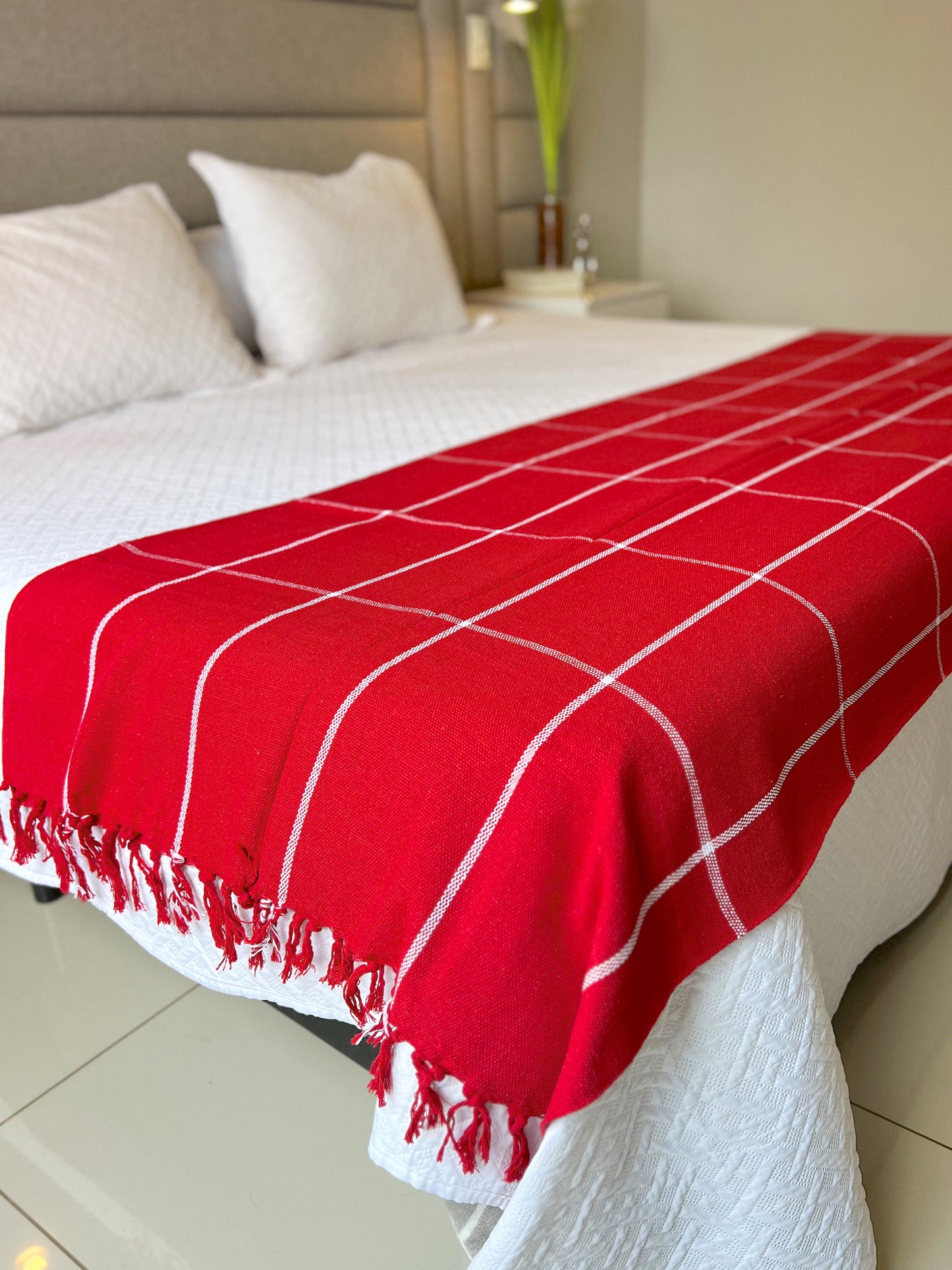 Peseira para Cama Algodão Grid Vermelha 1,80x2,20m