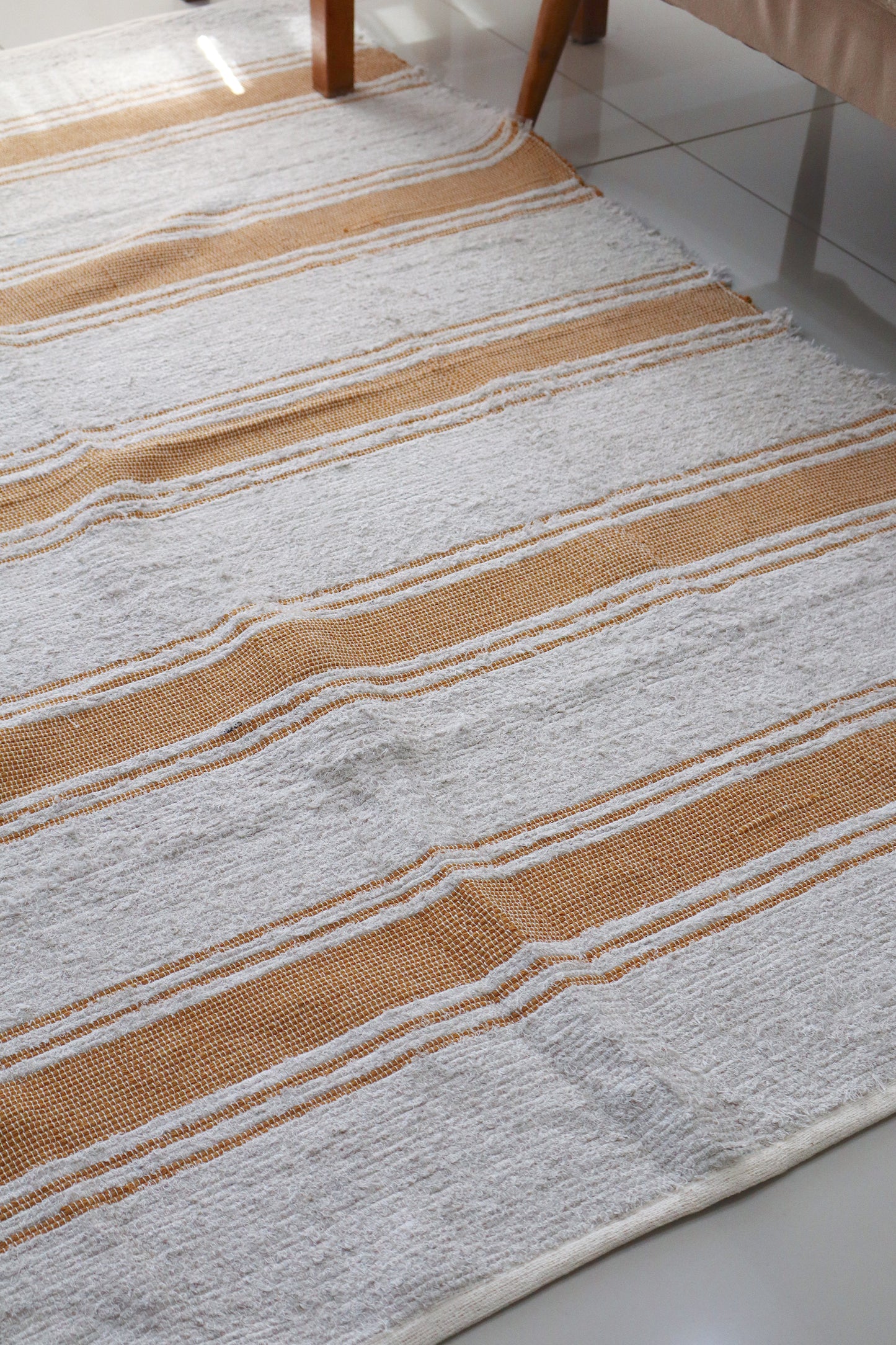 Tapete Algodão Bordado Listrado Chic Mostarda 2,00x2,50m