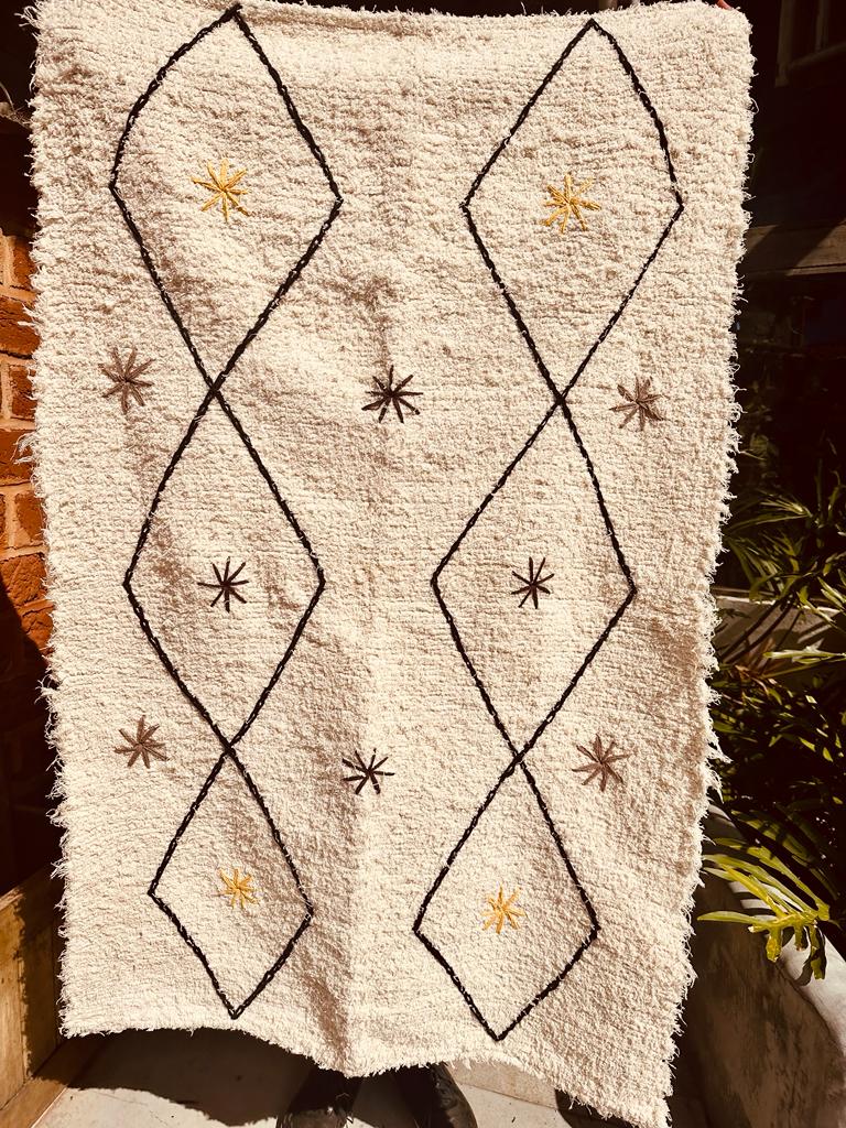 Tapete Médio Algodão Bordado Losango 1,00x1,50m