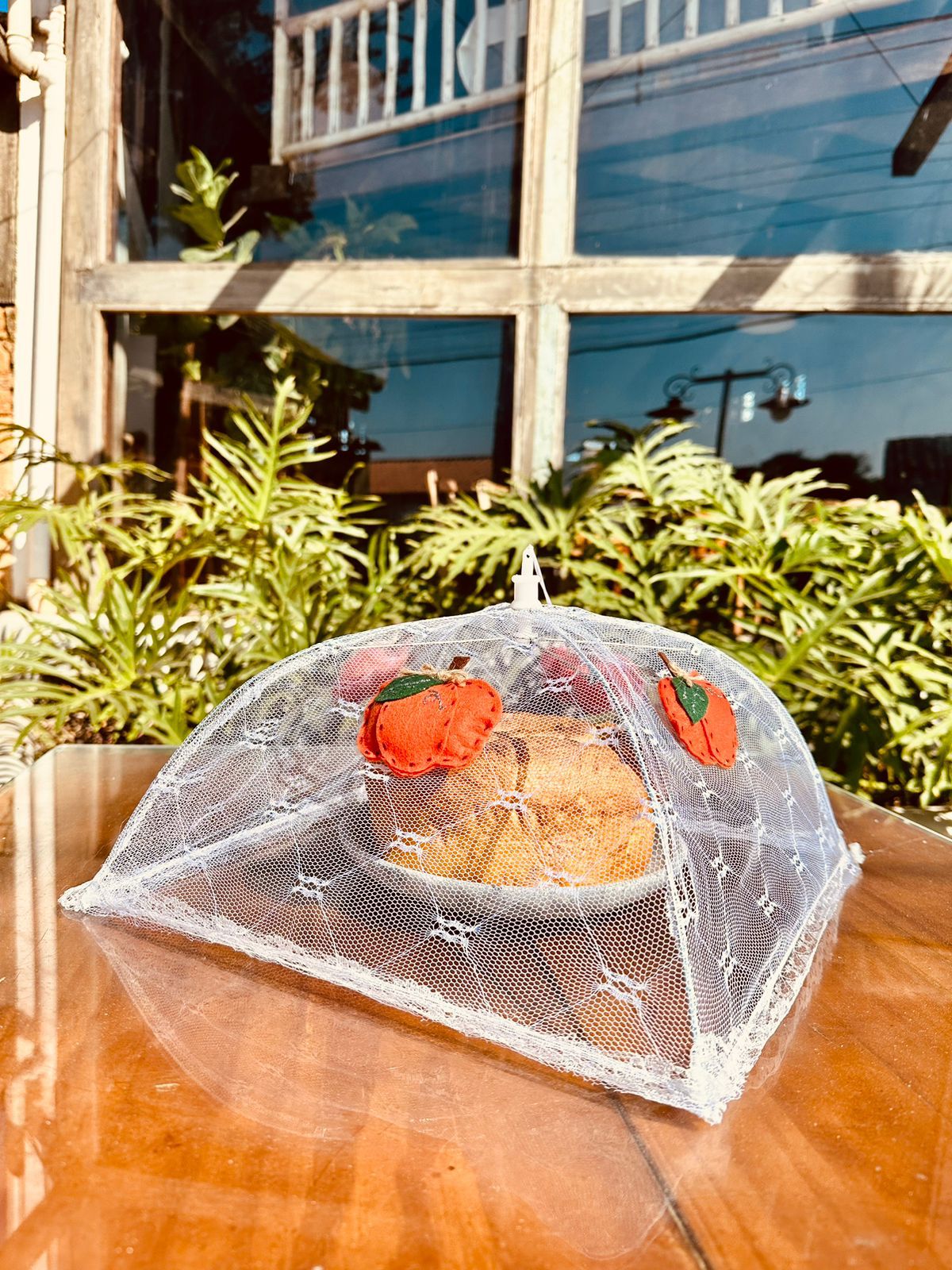 Protetor de Alimentos Guarda-Chuva Tule Aplicado Abóbora