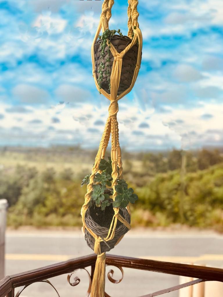 Suporte de Planta em Macramê Malha Duplo Amarelo